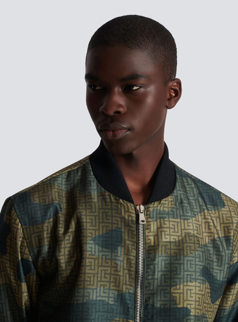 Balmain o1mt1gz0126 Camouflage Shantung Bomber Jacket Military Green Size US M / EU 48-50 / 2 - 7 Thumbnail