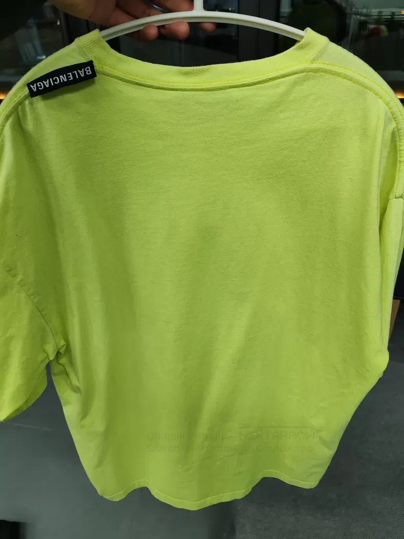 Balenciaga Balenciaga Fluorescent Green Short Sleeve T-Shirt Size US S / EU 44-46 / 1 - 2 Thumbnail