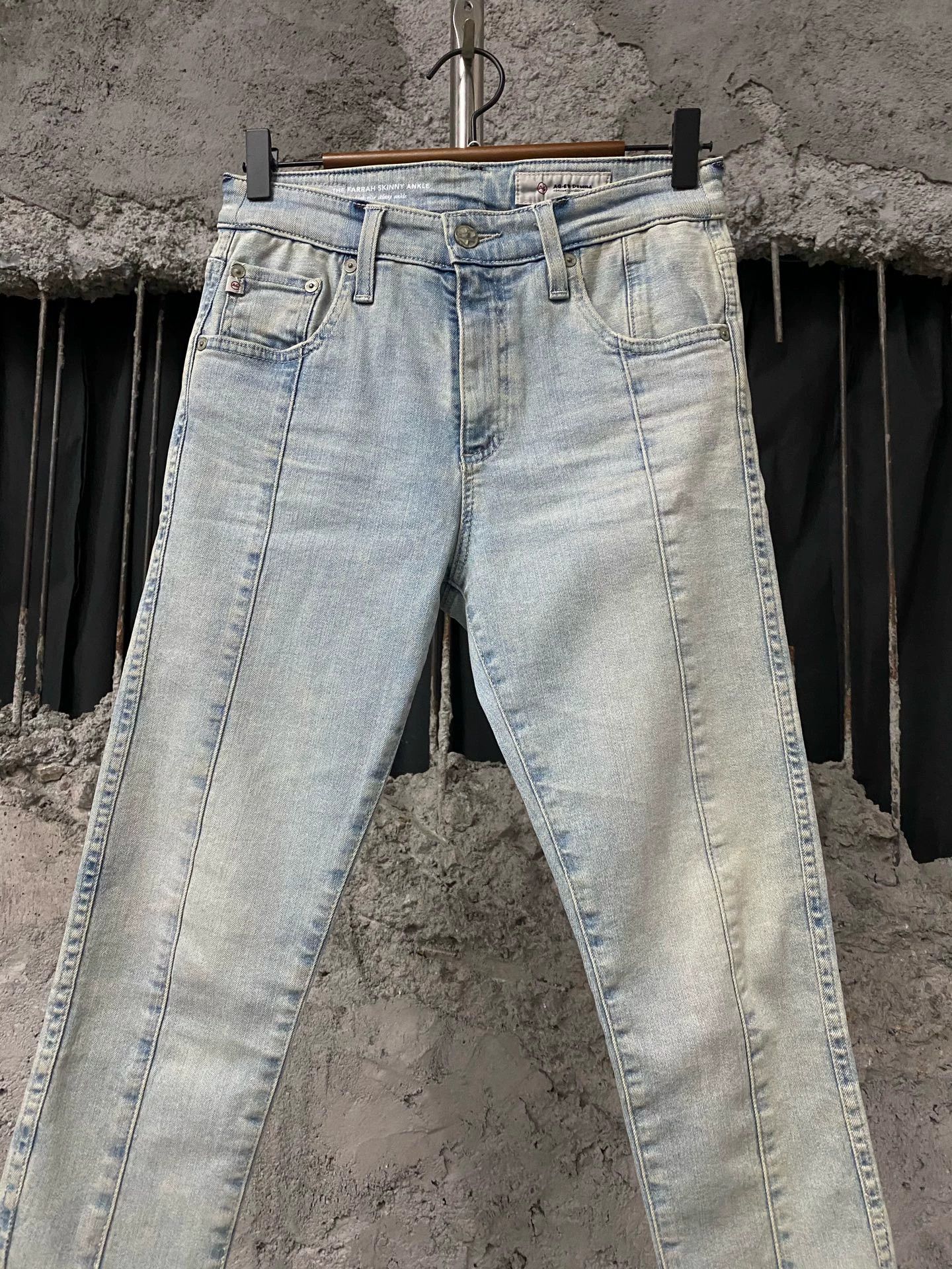 AG Jeans AG Jeans 27W 99 New Denim Size 27" / US 4 / IT 40 - 3 Thumbnail