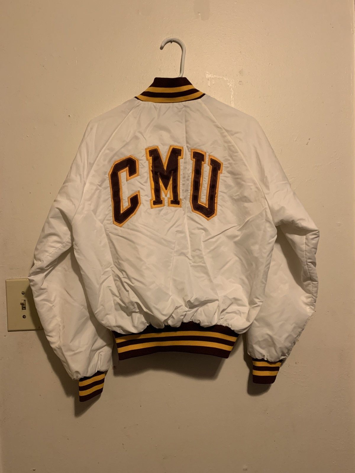 Other Vintage 80s 90s Central Michigan University Bomber Size US M / EU 48-50 / 2 - 5 Thumbnail