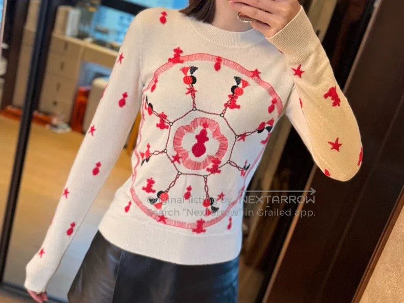 Hermes Hermes White base red embroidered cashmere sweater Size XXS / US 00 / IT 34 - 8 Thumbnail