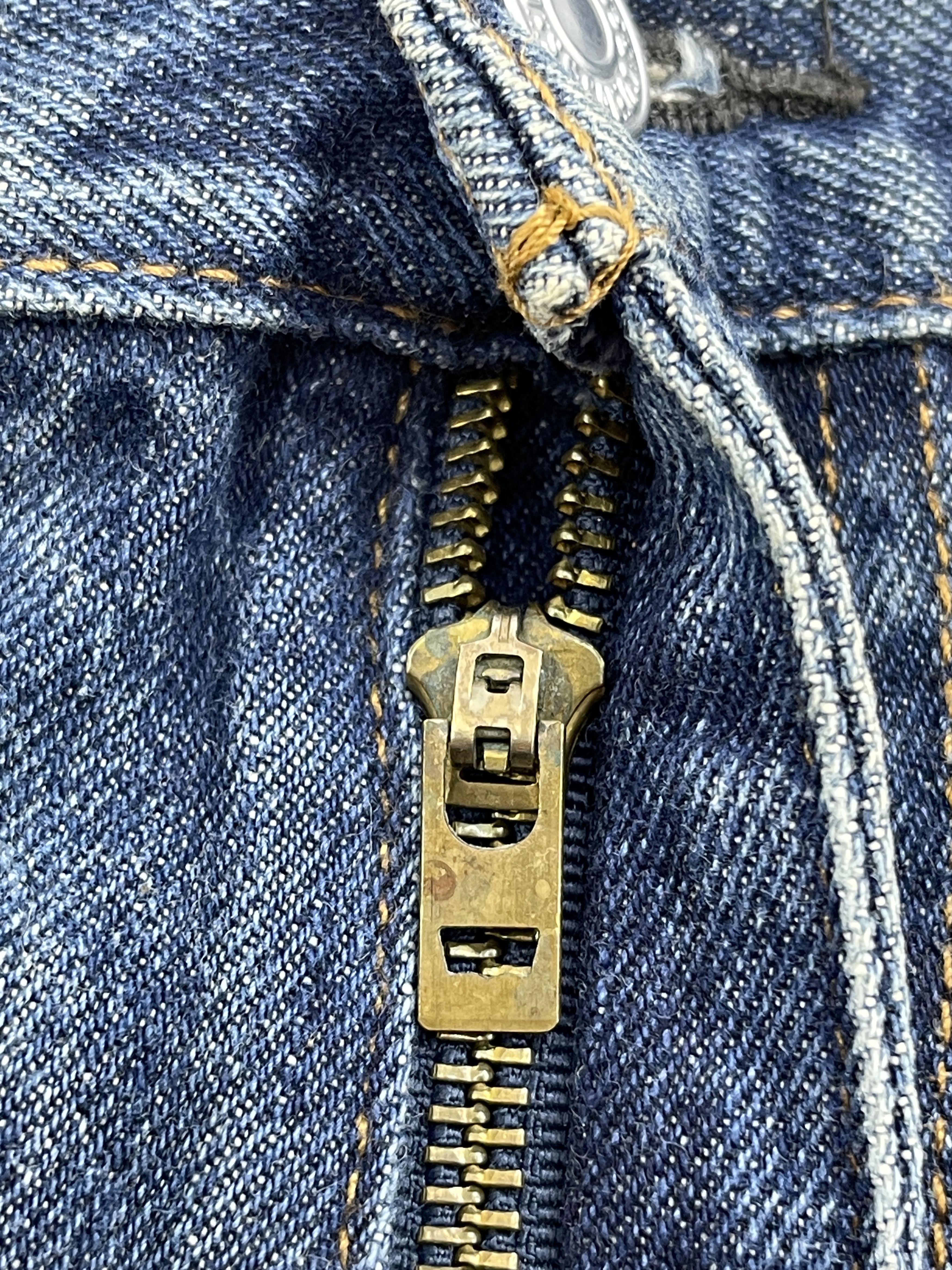 Levi's Vintage Levi's 517 Flared Bootcut Jeans DP2576 Size US 35 - 11 Thumbnail