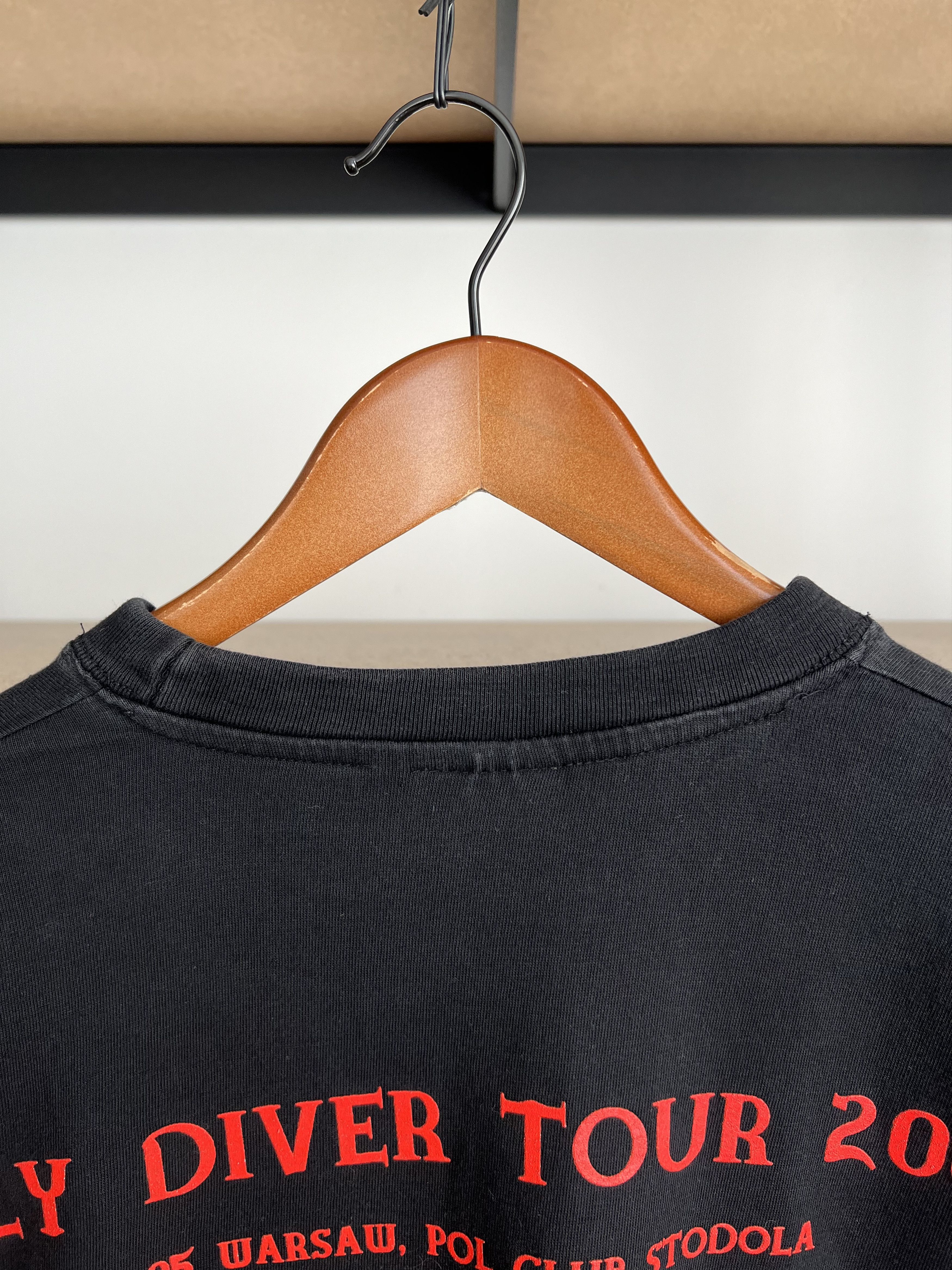 Band Tees Vintage 2005 Dio Holy Diver Tour Black Long Sleeve T-shirt Size US L / EU 52-54 / 3 - 19 Thumbnail
