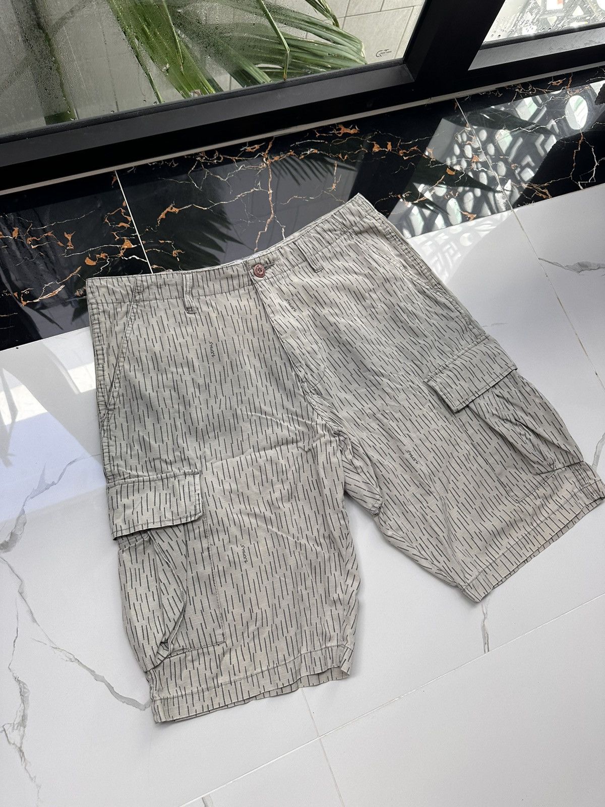 Stussy × Vintage STUSSY VINTAGE MONOLOGO STREETWEAR CARGO SHORTS Size US 34 / EU 50 - 2 Thumbnail