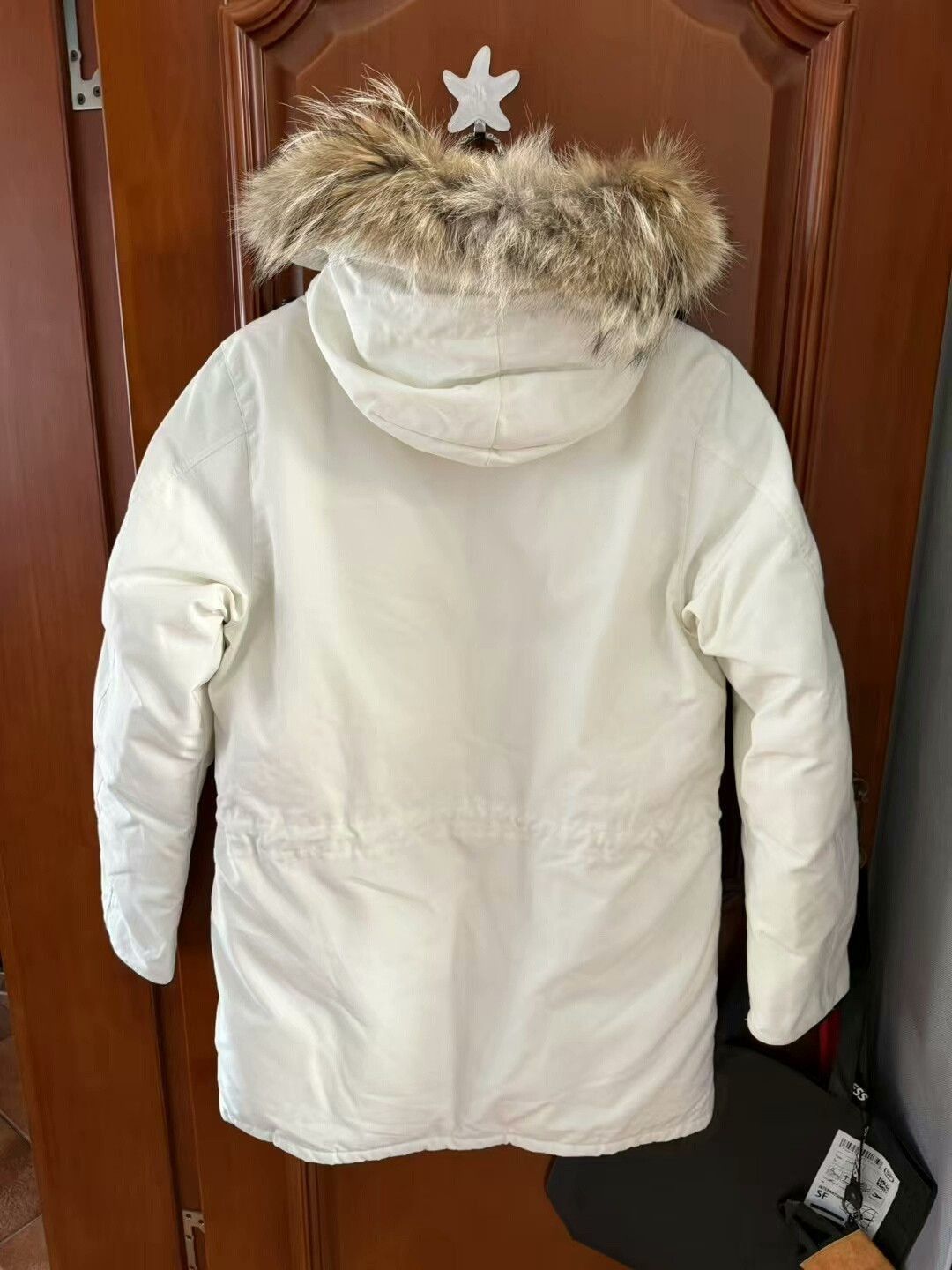 Canada Goose Canada Goose Citadel White Down Parka L. Size US L / EU 52-54 / 3 - 2 Thumbnail
