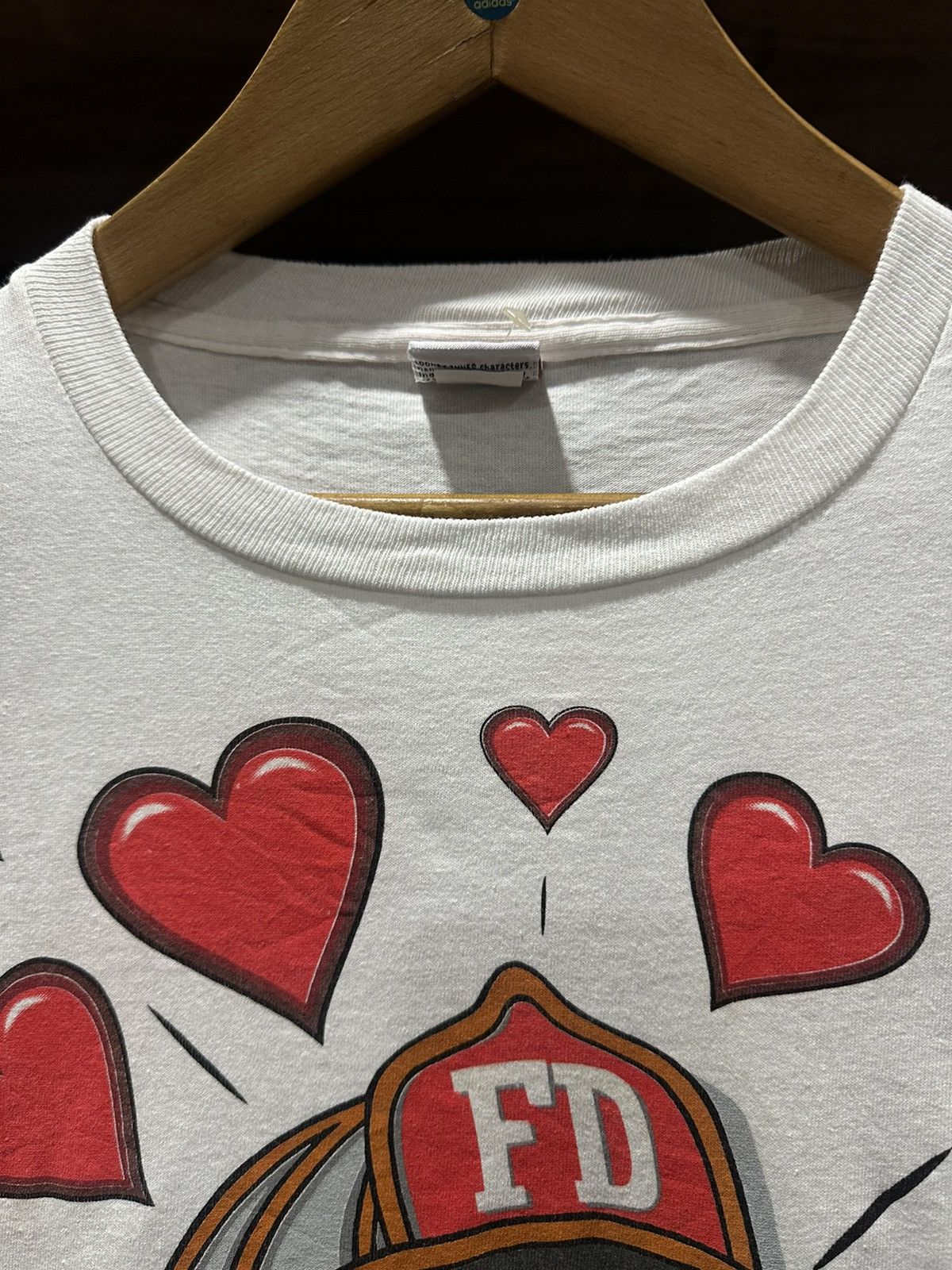 Cartoon Network Vintage 90s Tweety Love A Firefighter Backhit Cartoon Tee Size US L / EU 52-54 / 3 - 5 Thumbnail