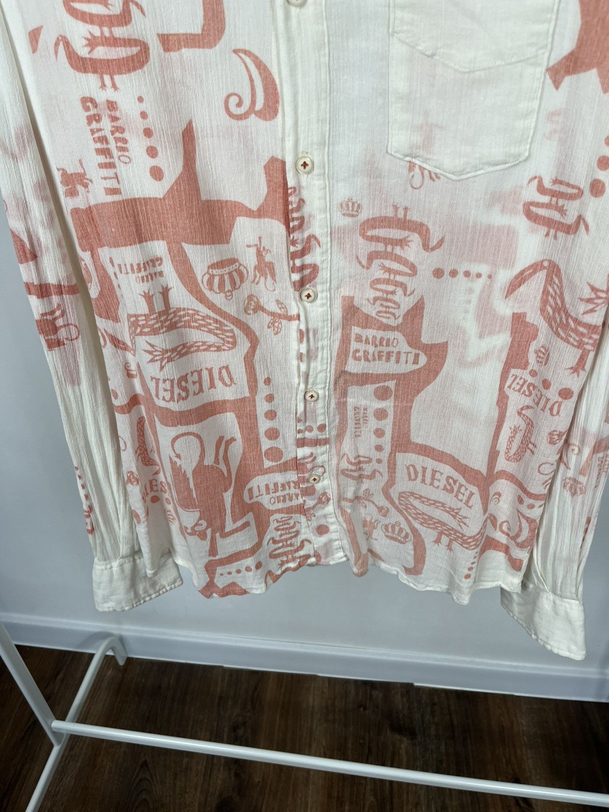 Diesel Diesel Lightweight Cotton Graphic Shirt White Pink Size L Size US L / EU 52-54 / 3 - 7 Thumbnail