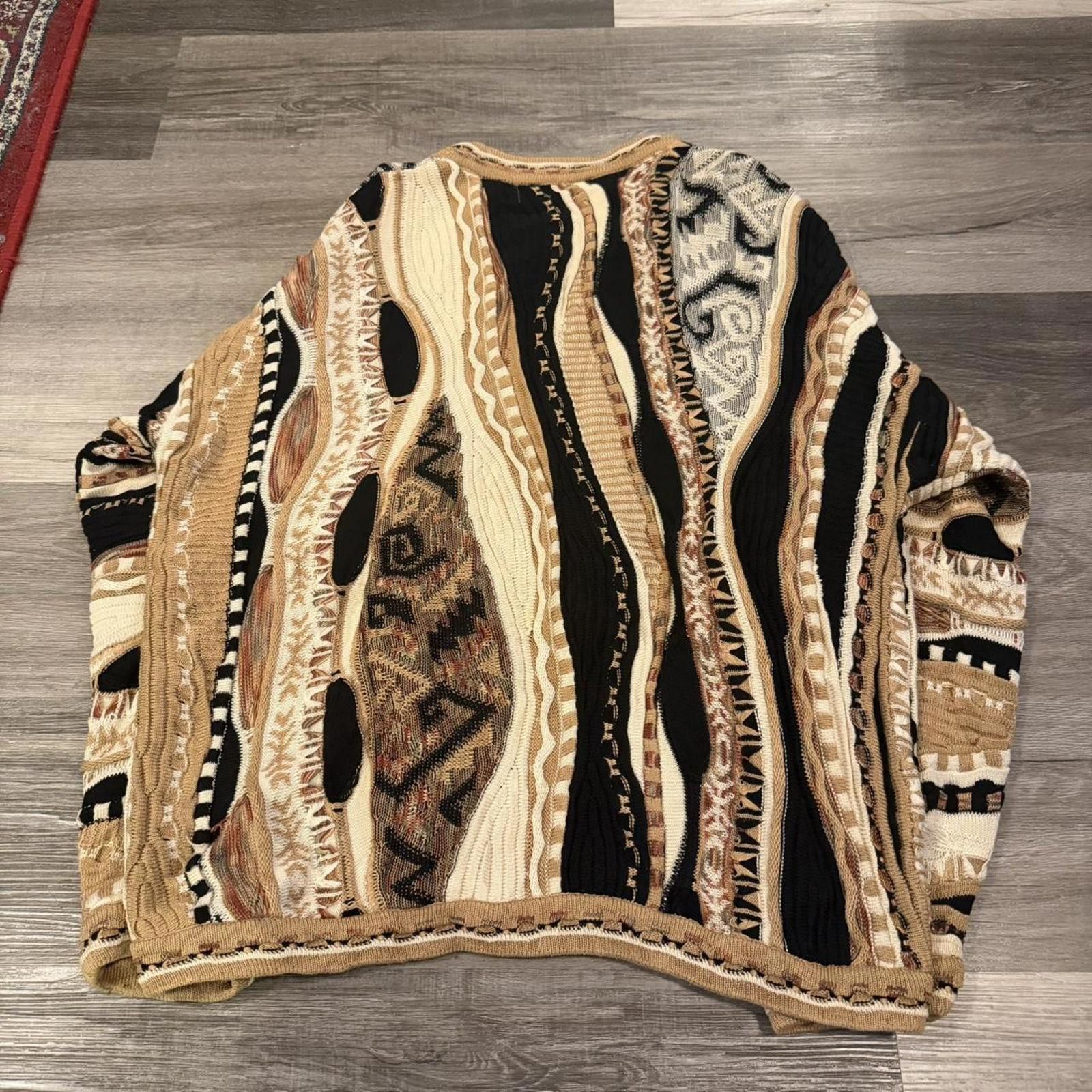 Tundra vintage tundra coogi style 3D knit sweater 90s L Size US L / EU 52-54 / 3 - 6 Thumbnail