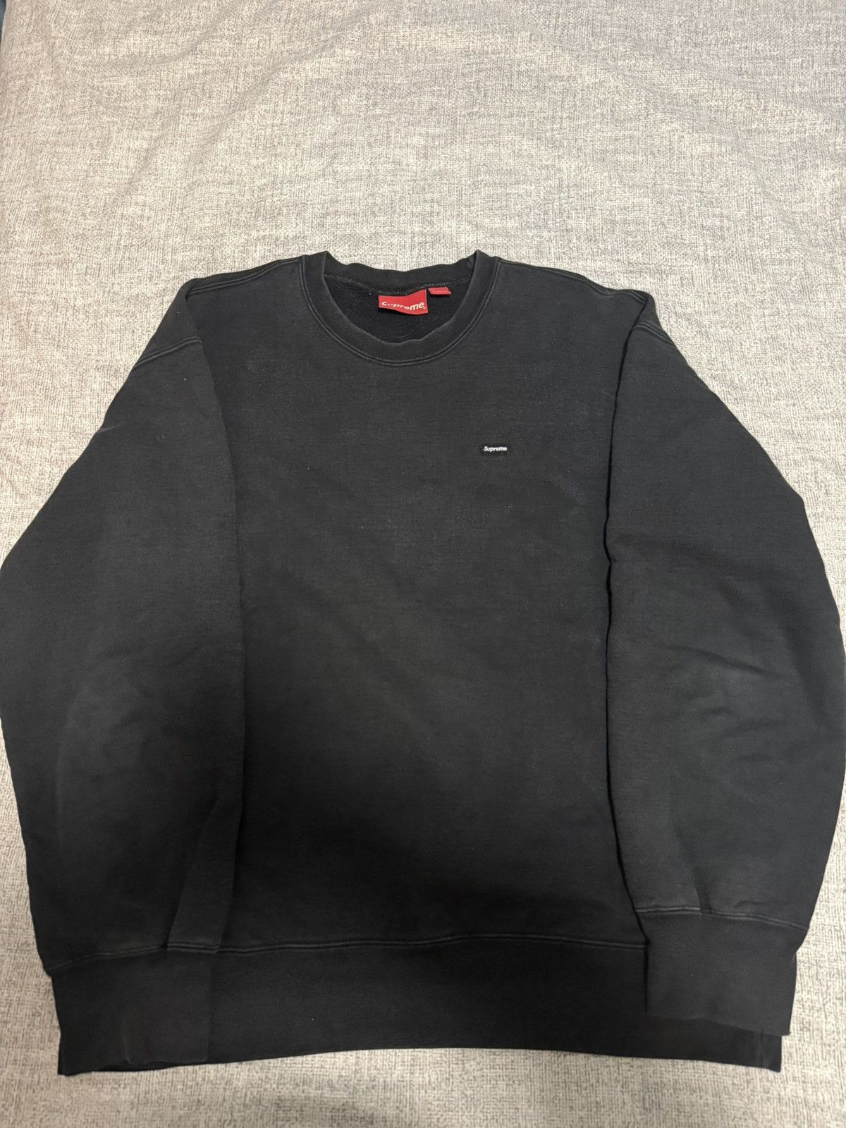 Supreme Supreme black small box crew crewneck Size US L / EU 52-54 / 3 - 1 Thumbnail