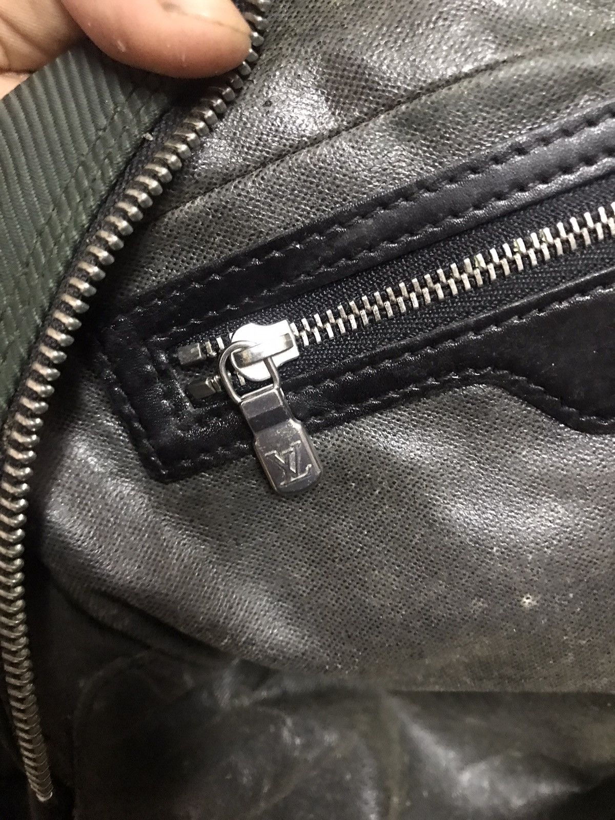 Louis Vuitton × Vintage Authnetic Louis Vuitton Cluct Size ONE SIZE - 5 Thumbnail