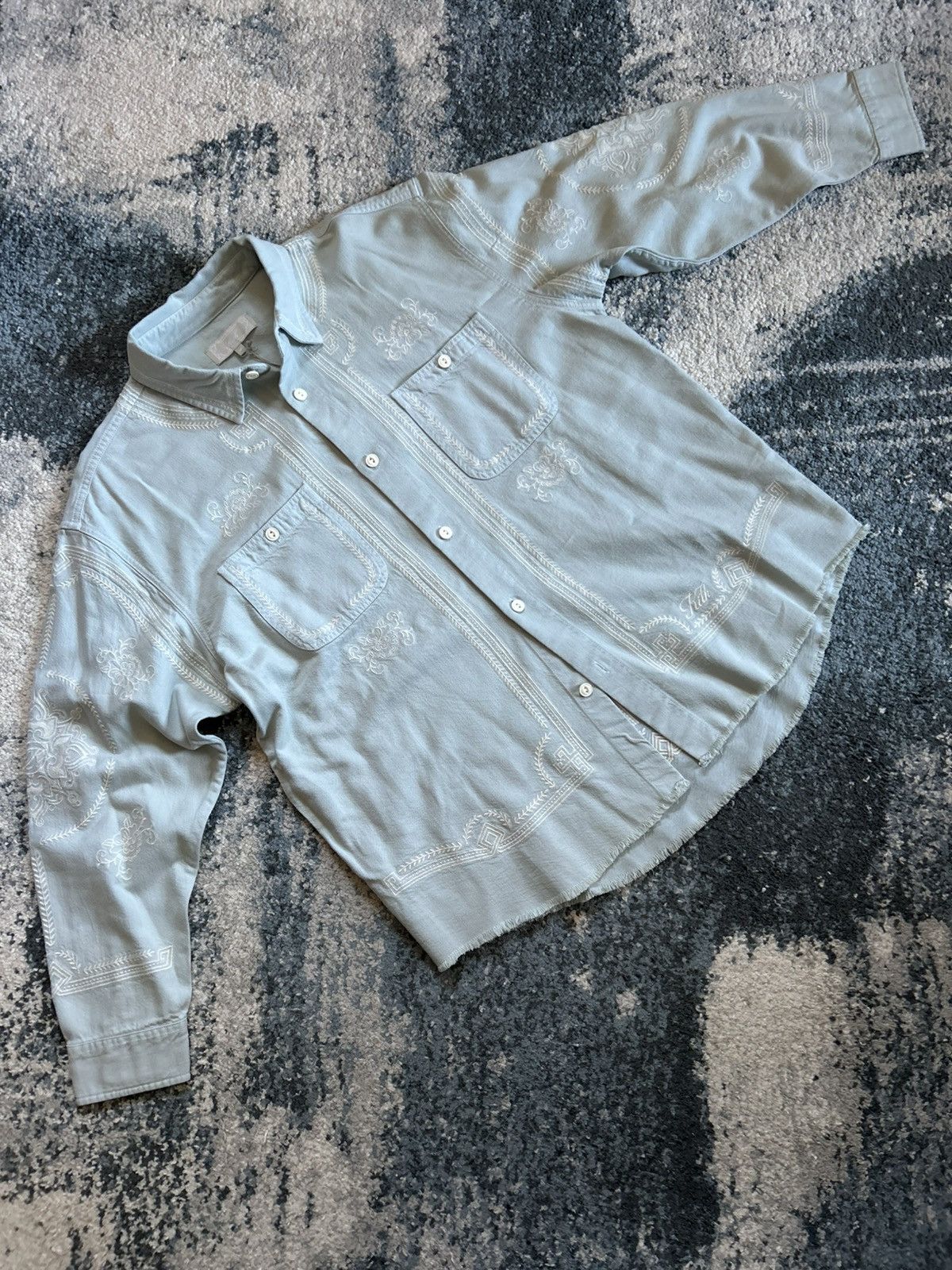 Kith SPRiNG 2024 RAW HEM DENiM APOLLO SHiRT STONE WASH EMBROiDERY Size US M / EU 48-50 / 2 - 1 Thumbnail
