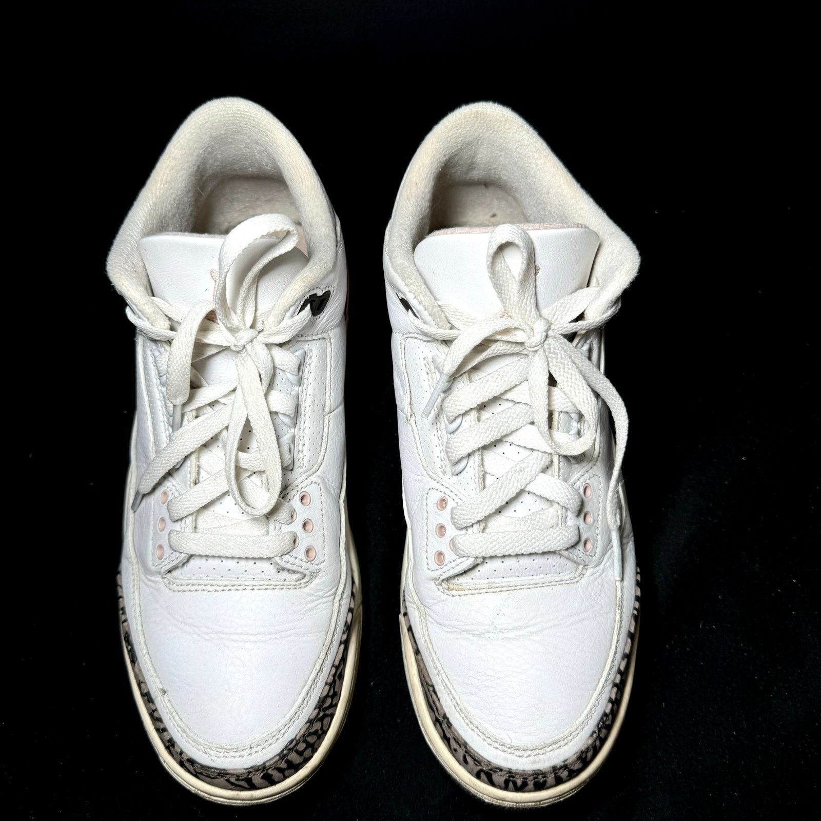 Jordan Brand × Nike Nike Air Jordan 3 Retro Neapolitan Women's Shoes - Size 9.5 Size US 9.5 / IT 39.5 - 3 Thumbnail