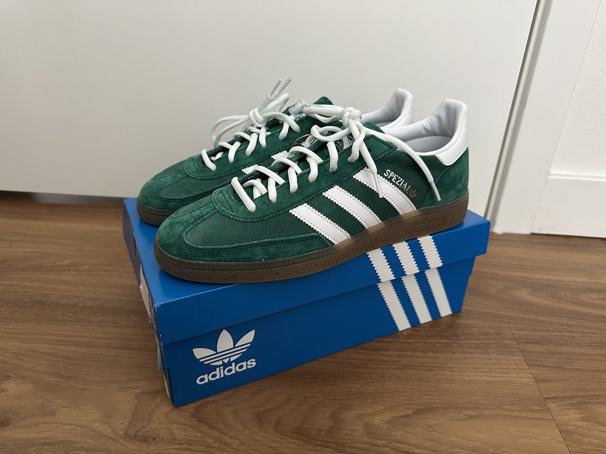 Adidas Adidas Handball Spezial Collegiate Green Gum Size US 10 / EU 43 - 1 Thumbnail