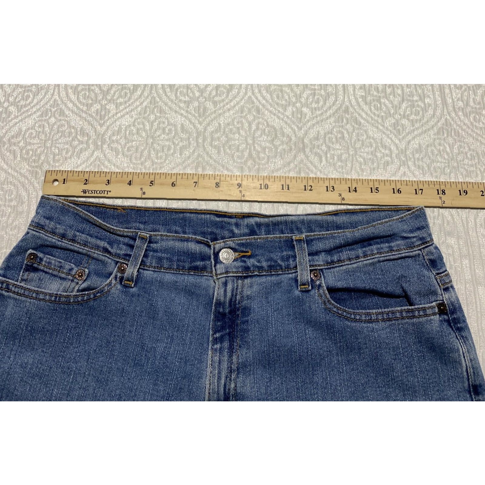 Levi's Levis 505 Jeans Womens 16 Mis Blue Denim Lower Rise Straight Leg Medium Wash Size 38" / US 16 / IT 52 - 7 Thumbnail