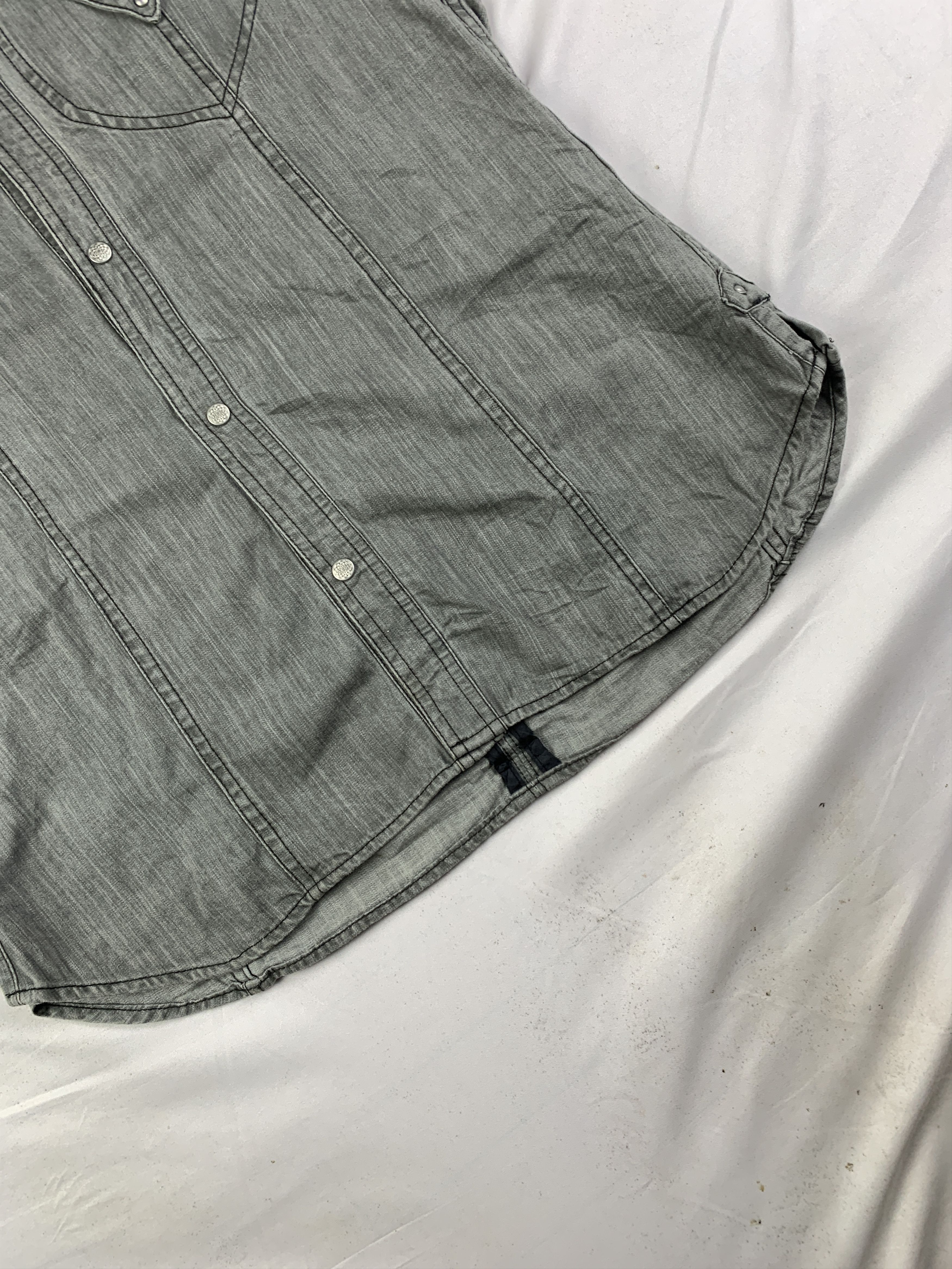 Nicole Club 2000s Nicole Club For Men Studded Snap Shirt (L) Size US L / EU 52-54 / 3 - 5 Thumbnail