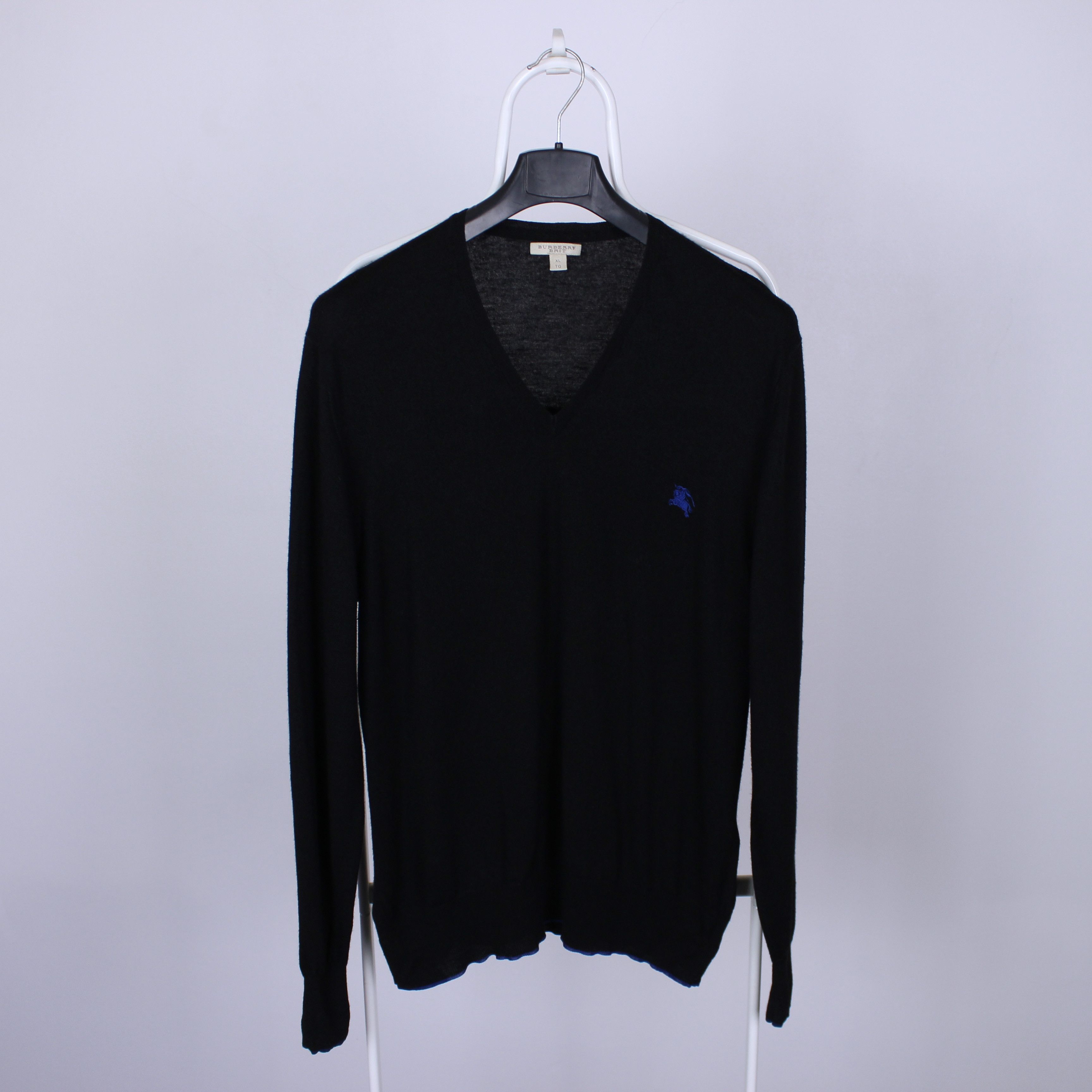 Burberry Burberry sweater v neck merino wool L XL black blue Size US XL / EU 56 / 4 - 2 Thumbnail