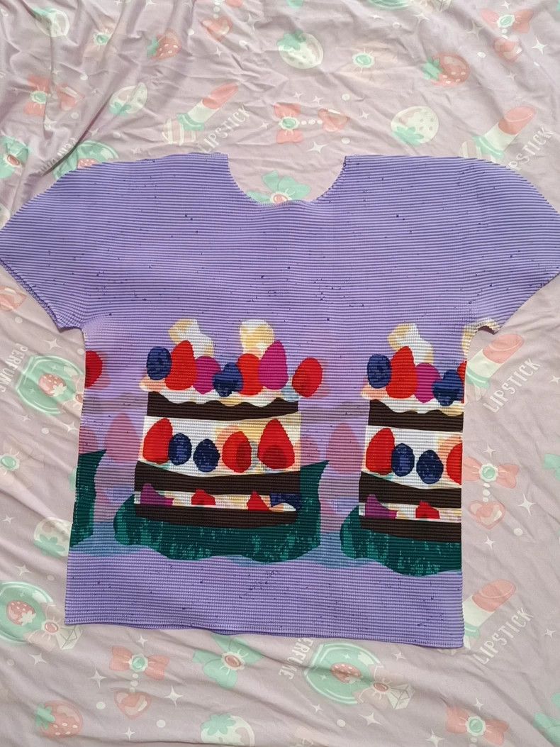 Issey Miyake issey miyake size:one size Purple cake short-sleeved 2506- Size XXS / US 00 / IT 34 - 2 Thumbnail