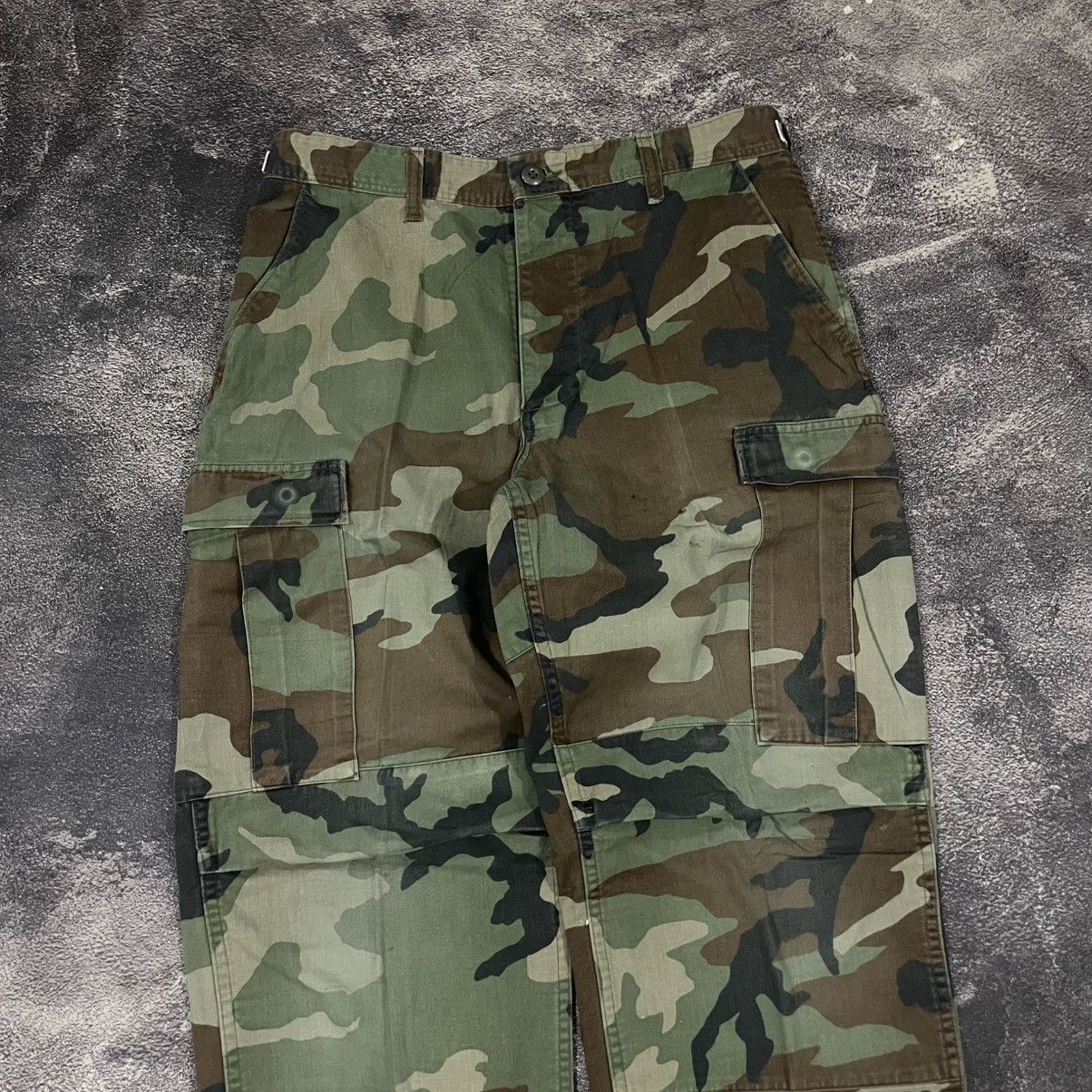 Vintage Vintage camo tactical pants Size US 33 - 3 Thumbnail