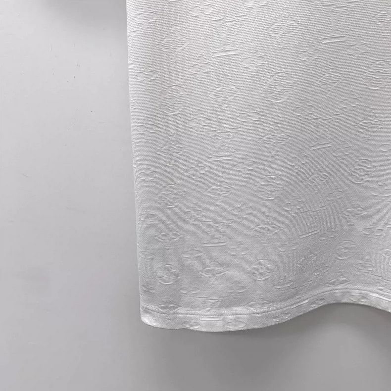 Louis Vuitton Louis Vuitton White Logo Cotton T -2505 Size XL / US 12-14 / IT 48-50 - 4 Thumbnail