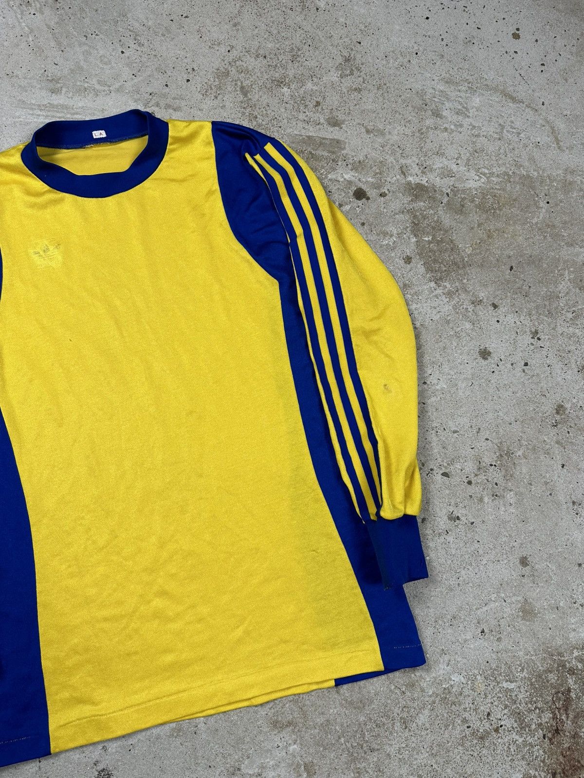 Adidas Vintage 80/90s Adidas Yellow Template Soccer Jersey Size US M / EU 48-50 / 2 - 7 Thumbnail