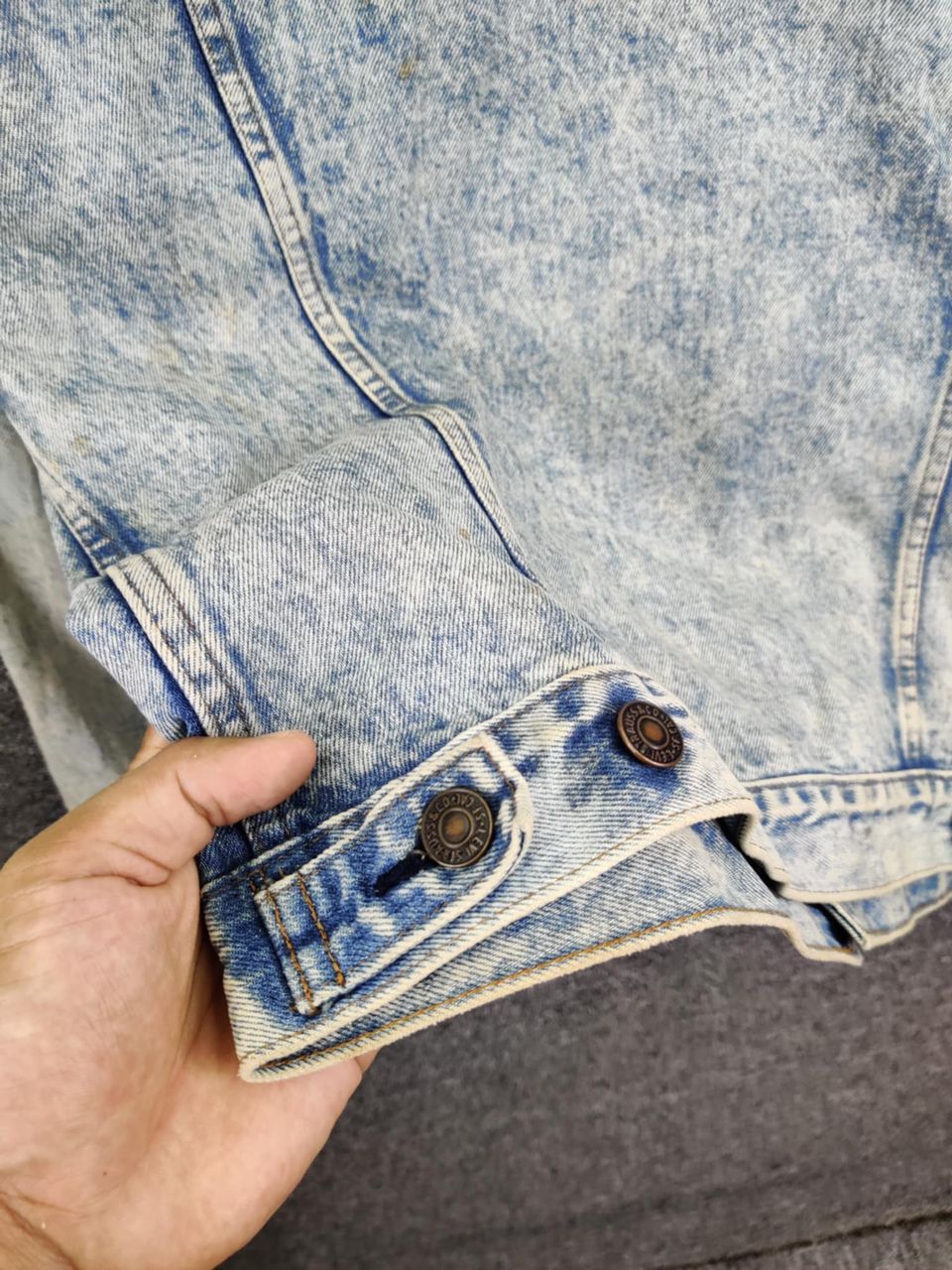 Levi's Vintage 90s Levi's 70505 - 0217 Denim Trucker Jacket Size US M / EU 48-50 / 2 - 8 Thumbnail