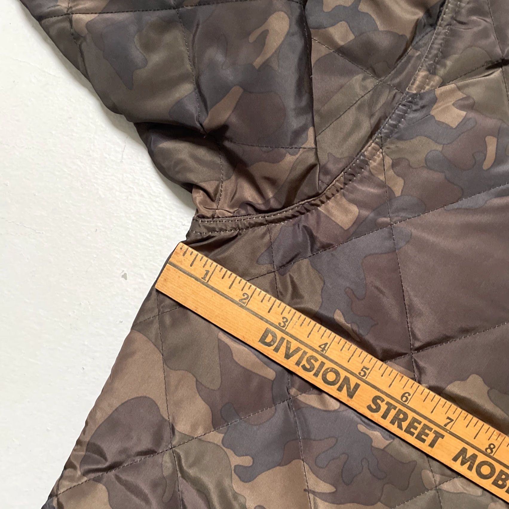 Schott Schott Down-Filled Quilted Insulated Shirt-Jacket Camouflage S Multicolor Quilted Down Jacket Shirt-Jacket Mens Womens Unisex Adults 9122D Size US S / EU 44-46 / 1 - 2 Thumbnail