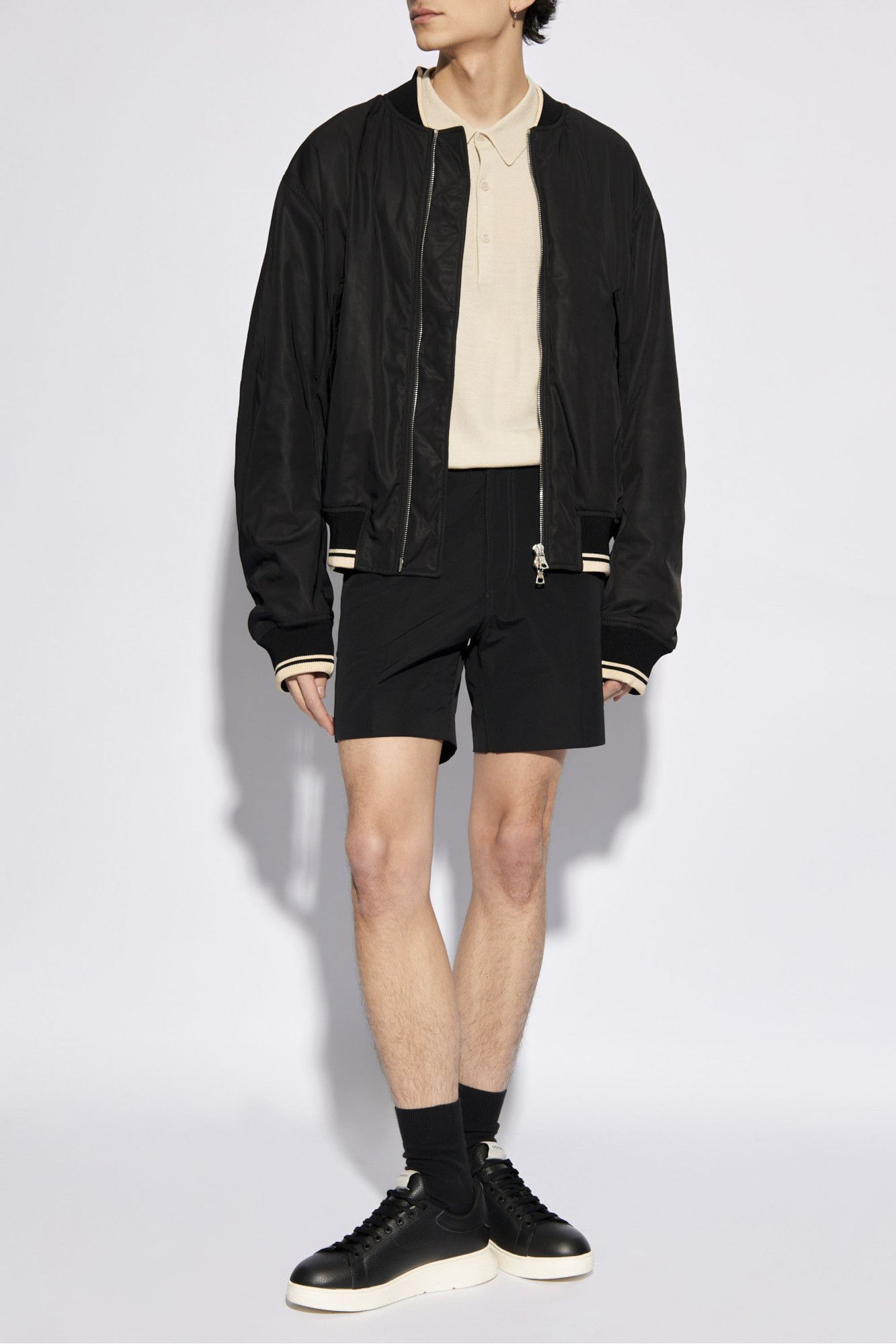 Tom Ford o1w1db10225 SSL001 Short in Black Size US 36 / EU 52 - 2 Thumbnail