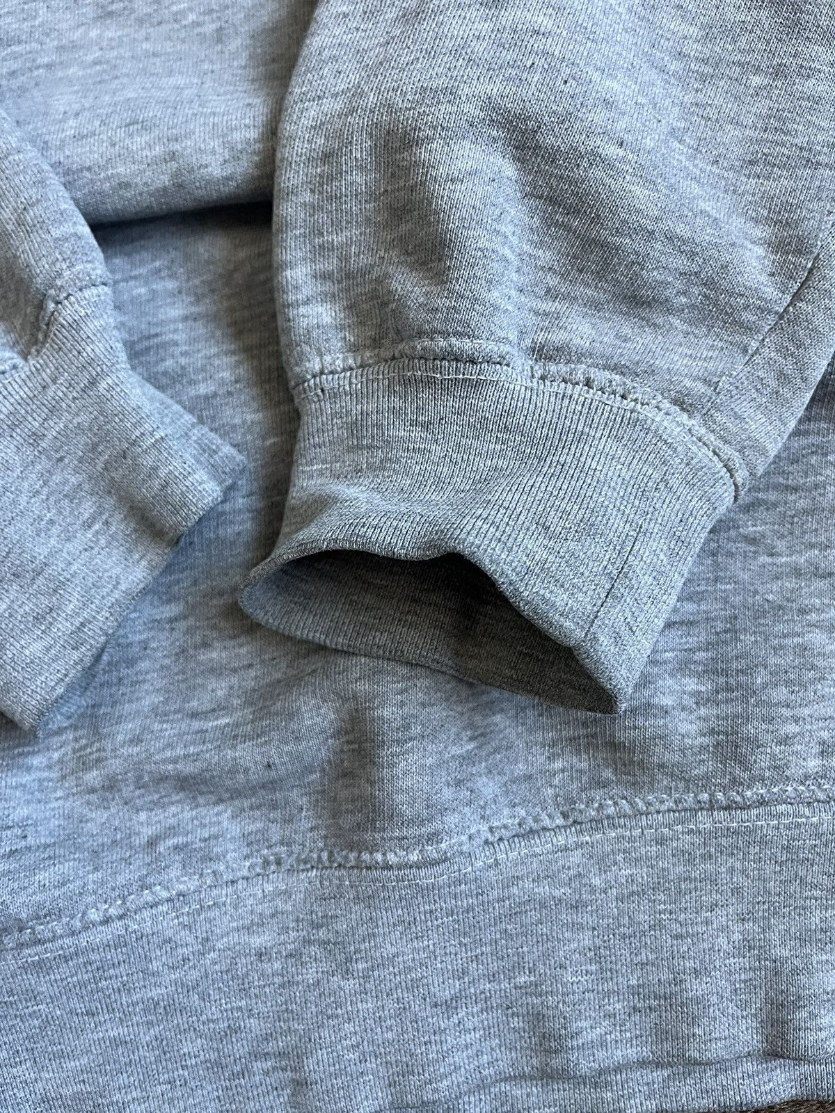 Chocolate Vintage Y2K Chocolate Skateboards Grey Men Sweatshirt Size US L / EU 52-54 / 3 - 7 Thumbnail
