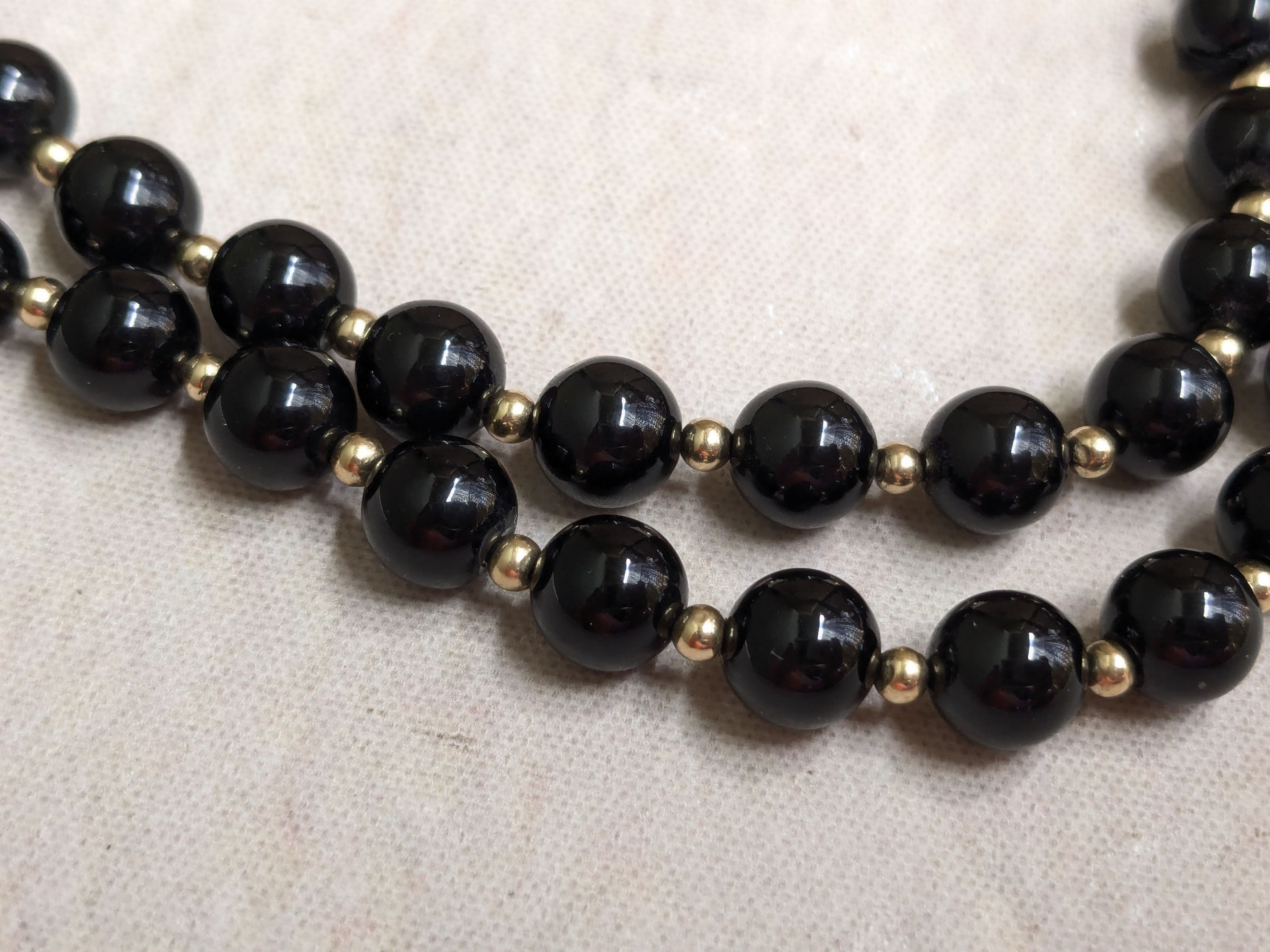 Vintage Black onyx 13k gold necklace 30" Beads Round Sphere Size ONE SIZE - 6 Thumbnail
