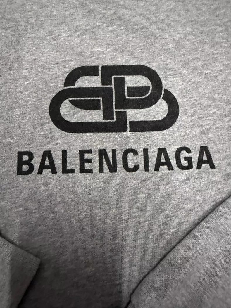 Balenciaga Balenciaga Lock letter Logo round neck long sleeve T-shirt Size US L / EU 52-54 / 3 - 4 Thumbnail