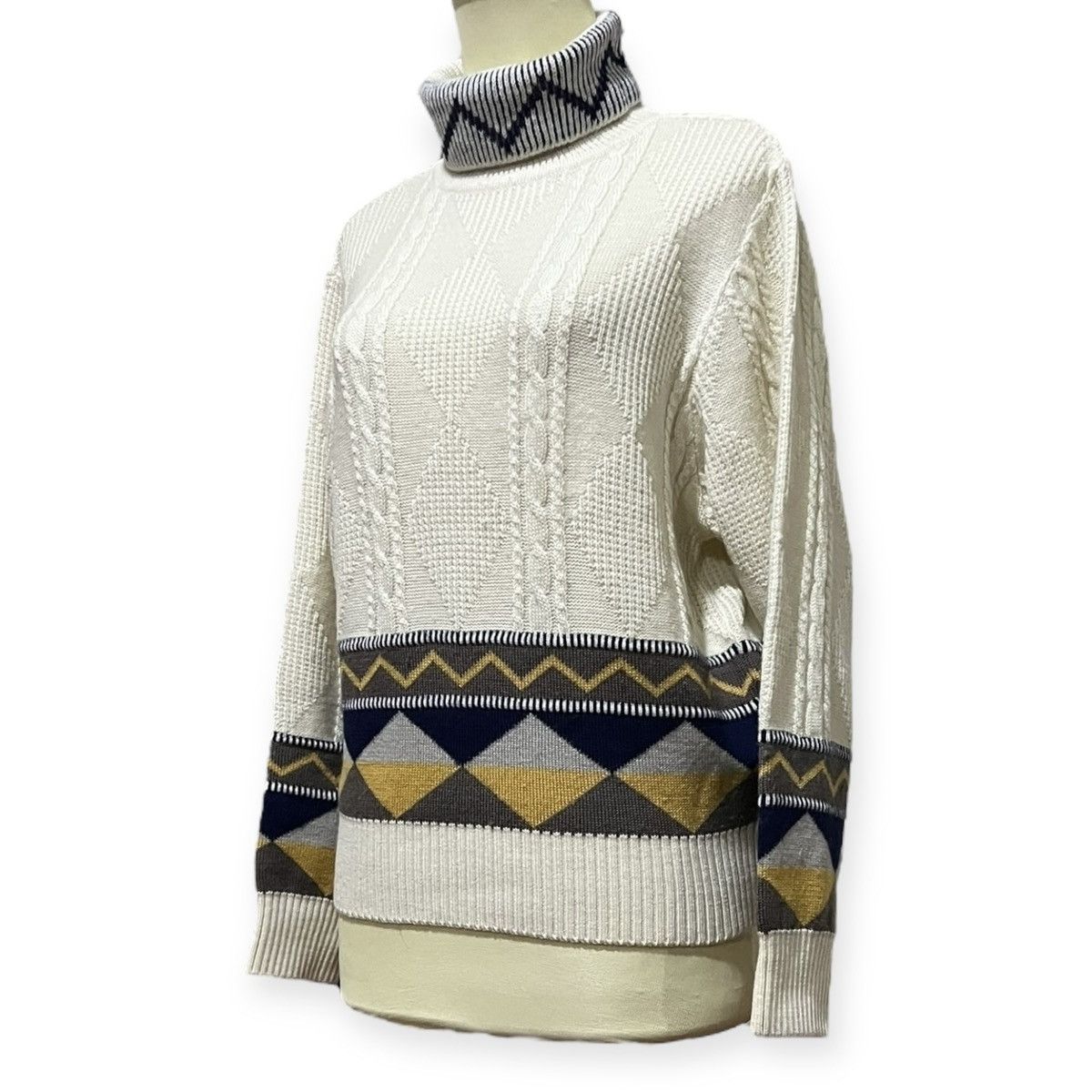 Balenciaga BALENCIAGA TURTLENECK SWEATER Size M / US 6-8 / IT 42-44 - 3 Thumbnail