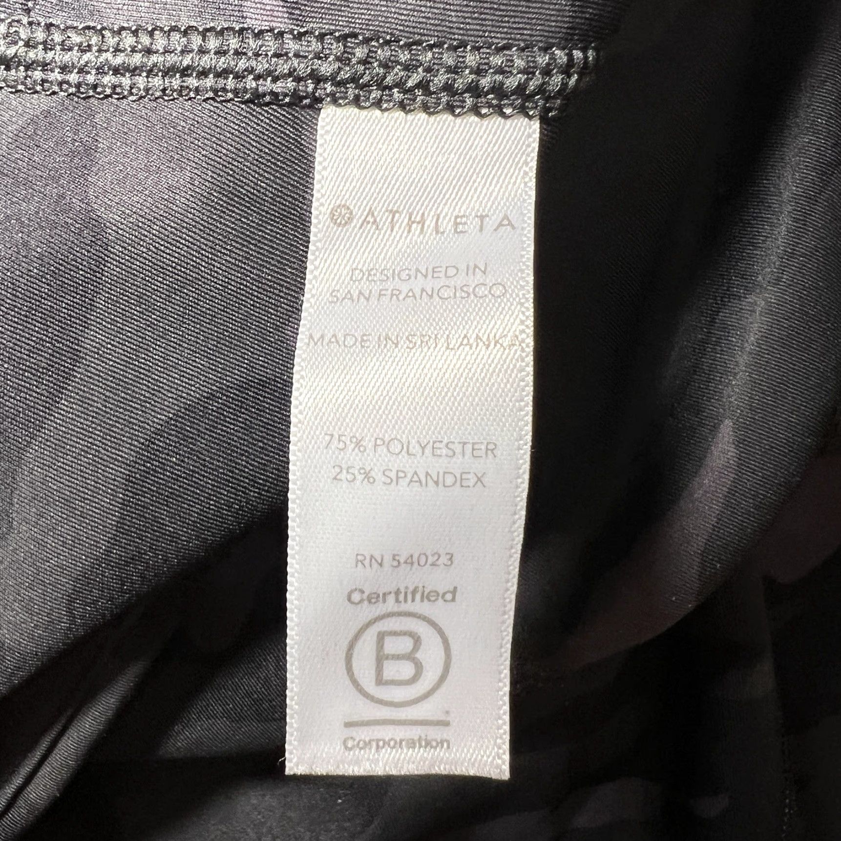 Athleta Athleta Women's S Ultimate Stash Pocket Cropped 7/8 Tight Leggings Black Camouflage Shap? Size 28" / US 6 / IT 42 - 5 Thumbnail