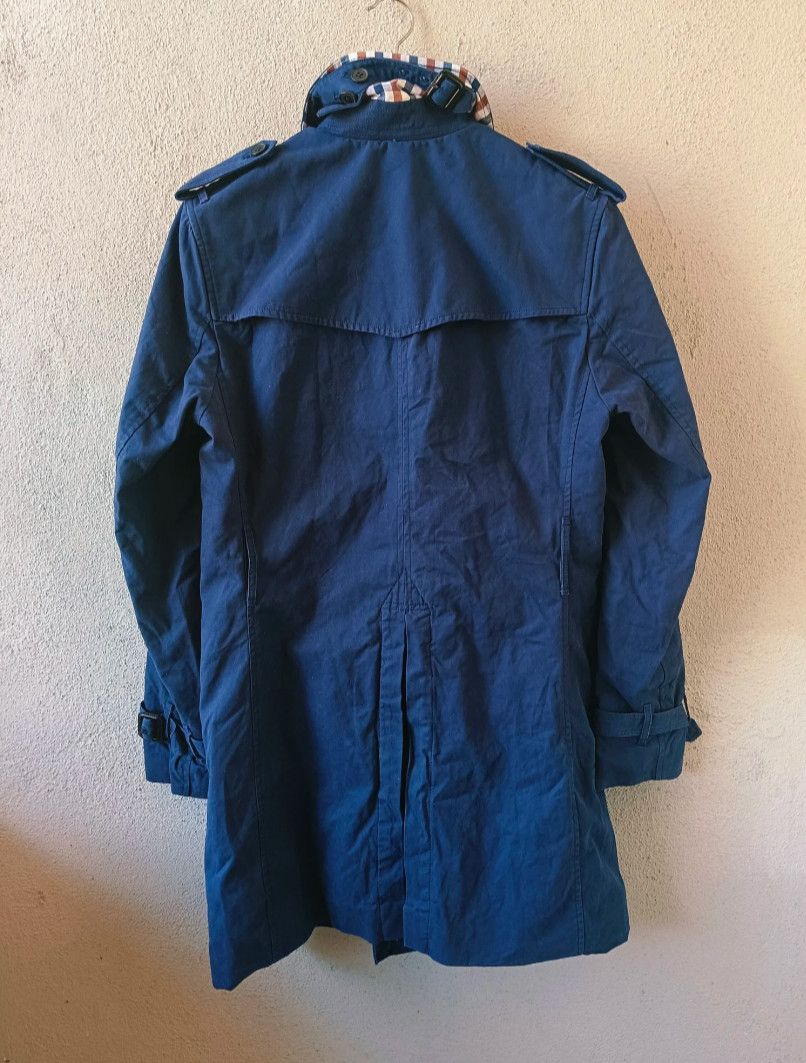 Burberry × Vintage Women's Burberry Brit trench coat size M Made in England Size M / US 6-8 / IT 42-44 - 12 Thumbnail