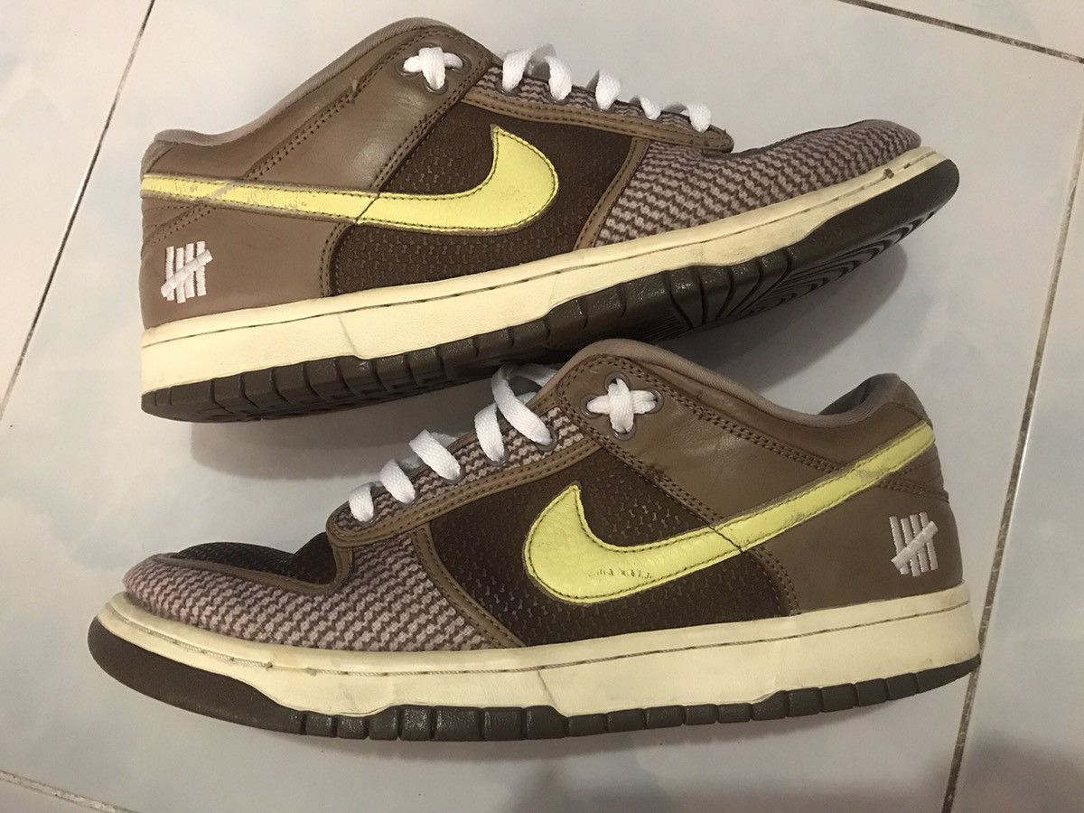 Nike Nike Dunk Low x Undefeated ‘Canteen’ Size US 9.5 / EU 42-43 - 2 Thumbnail