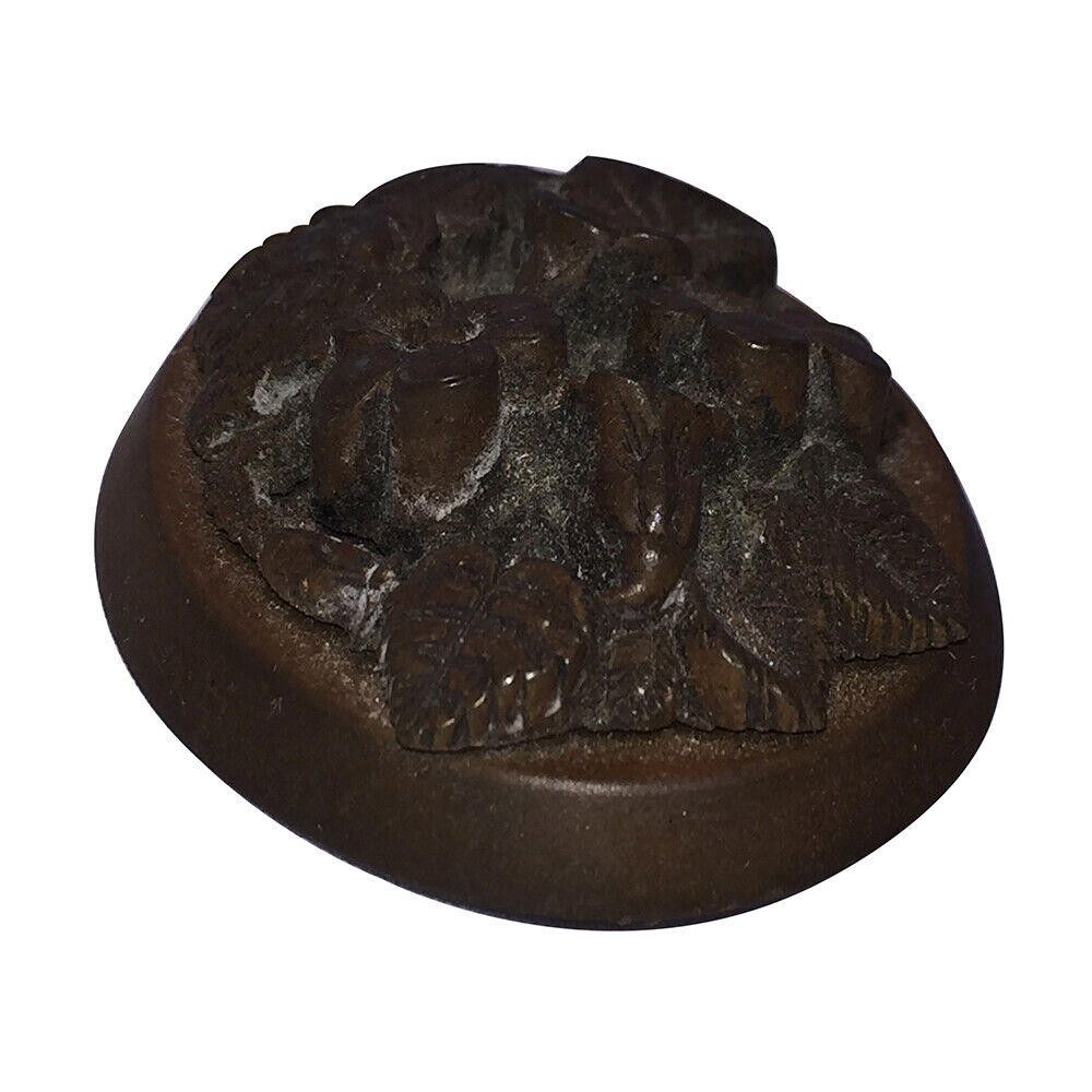 Designer Victorian Forget Me Cameo Gutta Vulcanite Floral Leaves Pin Size ONE SIZE - 2 Thumbnail