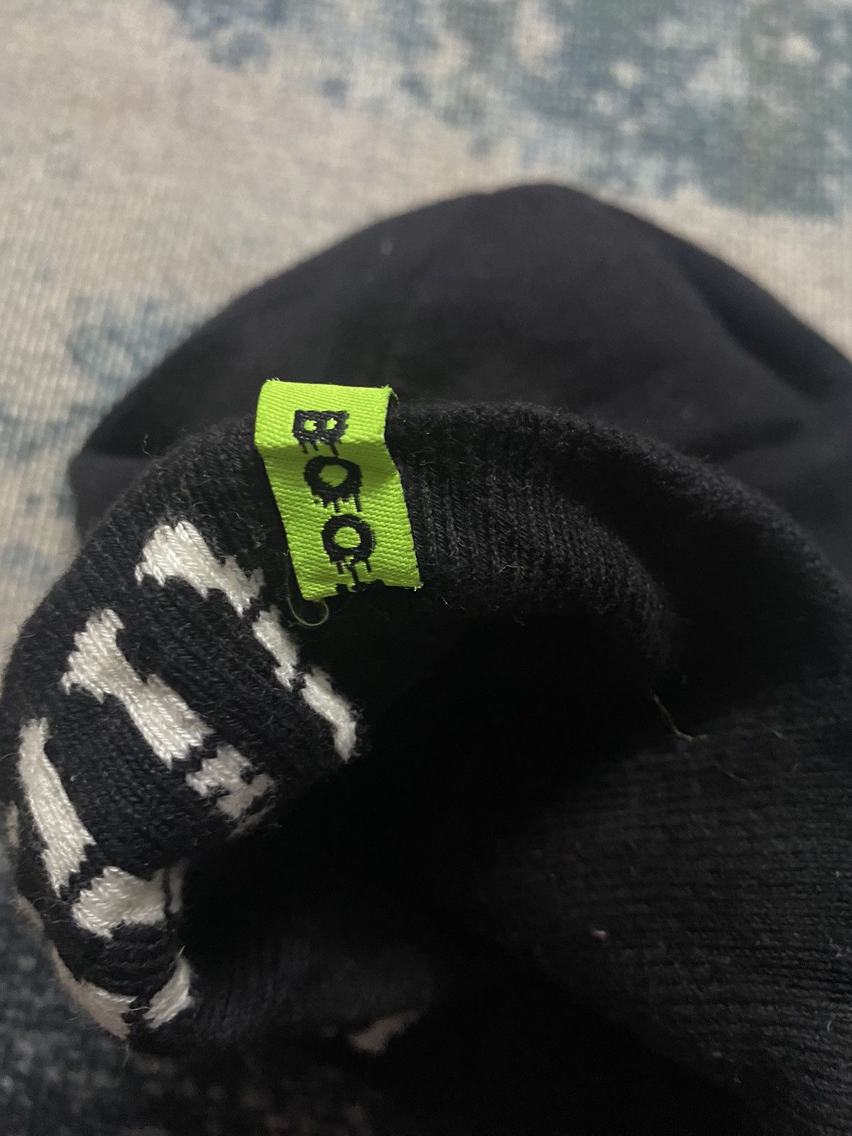 Japanese Brand H&M Skulls Beanie Size ONE SIZE - 3 Thumbnail