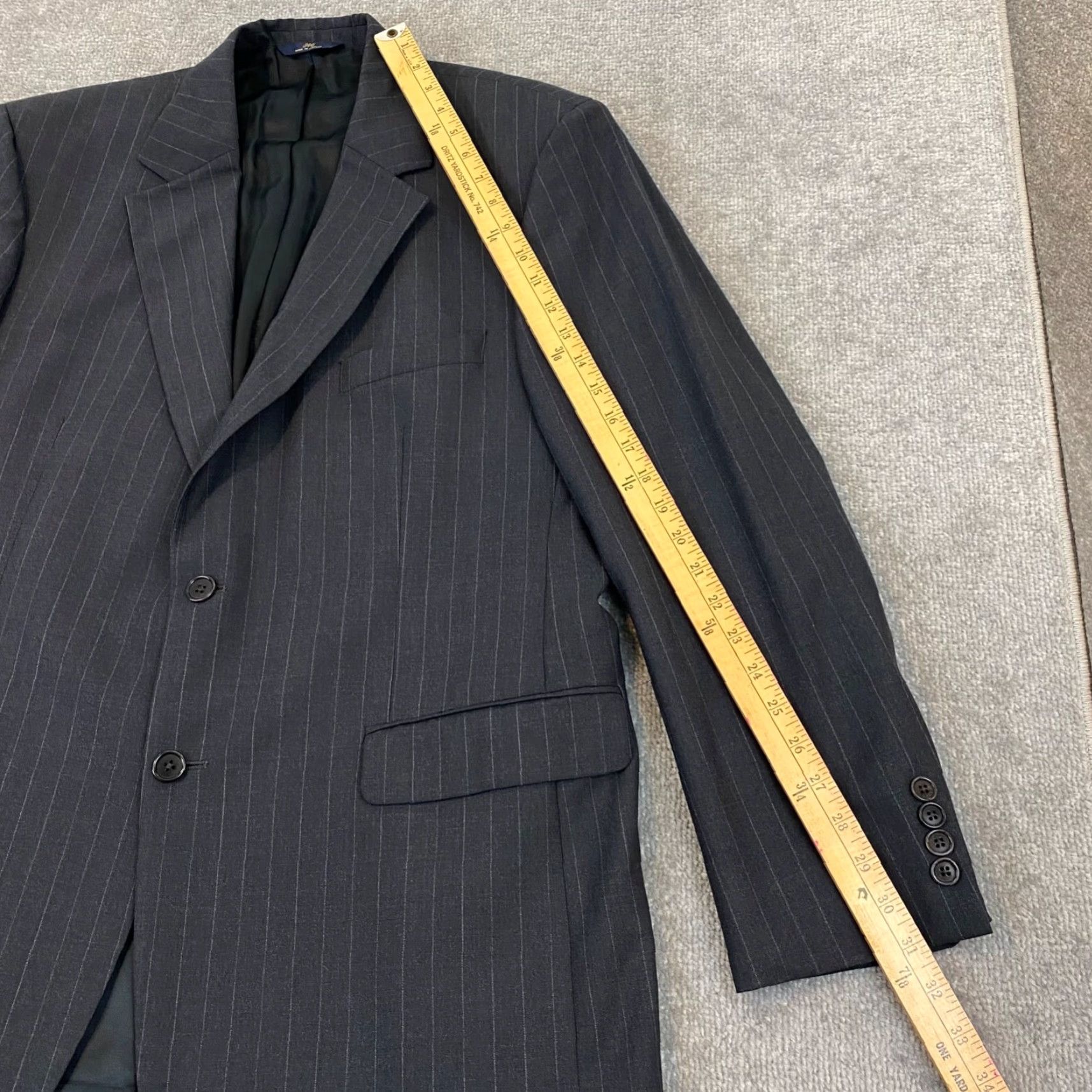 Brooks Brothers VINTAGE Brooks Brothers 346 Wool Blazer Men 44R Business Casual Formal Gray Striped 2-Button Size 44R - 7 Thumbnail