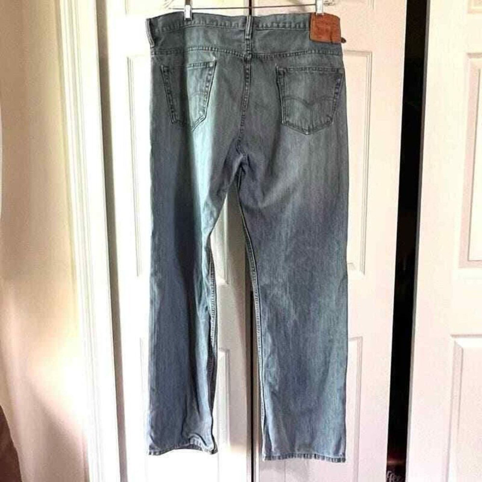 Levi's Levi’s 569 Men’s 36/34 distressed medium blue 2014 Lesotho Size US 36 / EU 52 - 2 Thumbnail