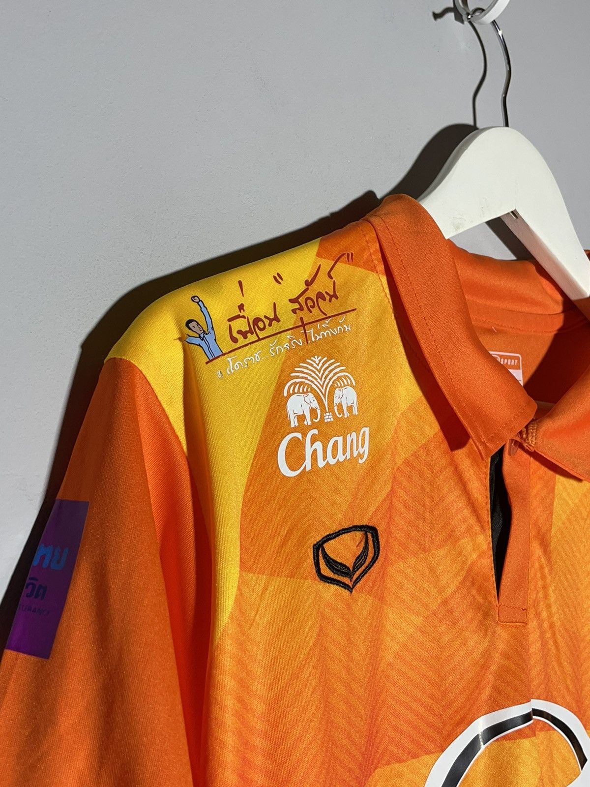 Other Nakhon Ratchasima 2016 Thai League Home Y2k Football Shirt Size US L / EU 52-54 / 3 - 3 Thumbnail