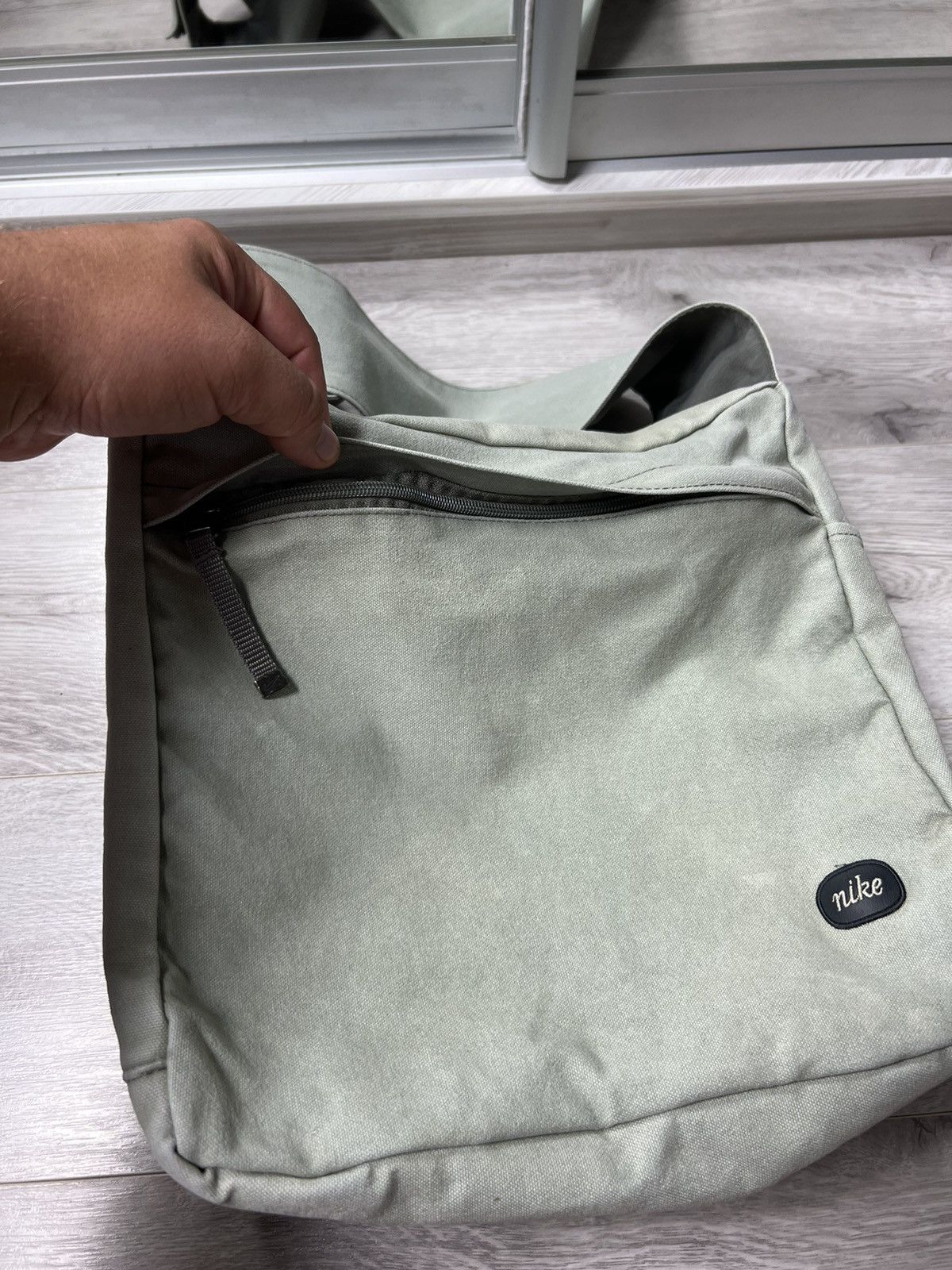 Nike Vintage Nike Trademark 978-952 Messenger Bag Logo Size ONE SIZE - 7 Thumbnail