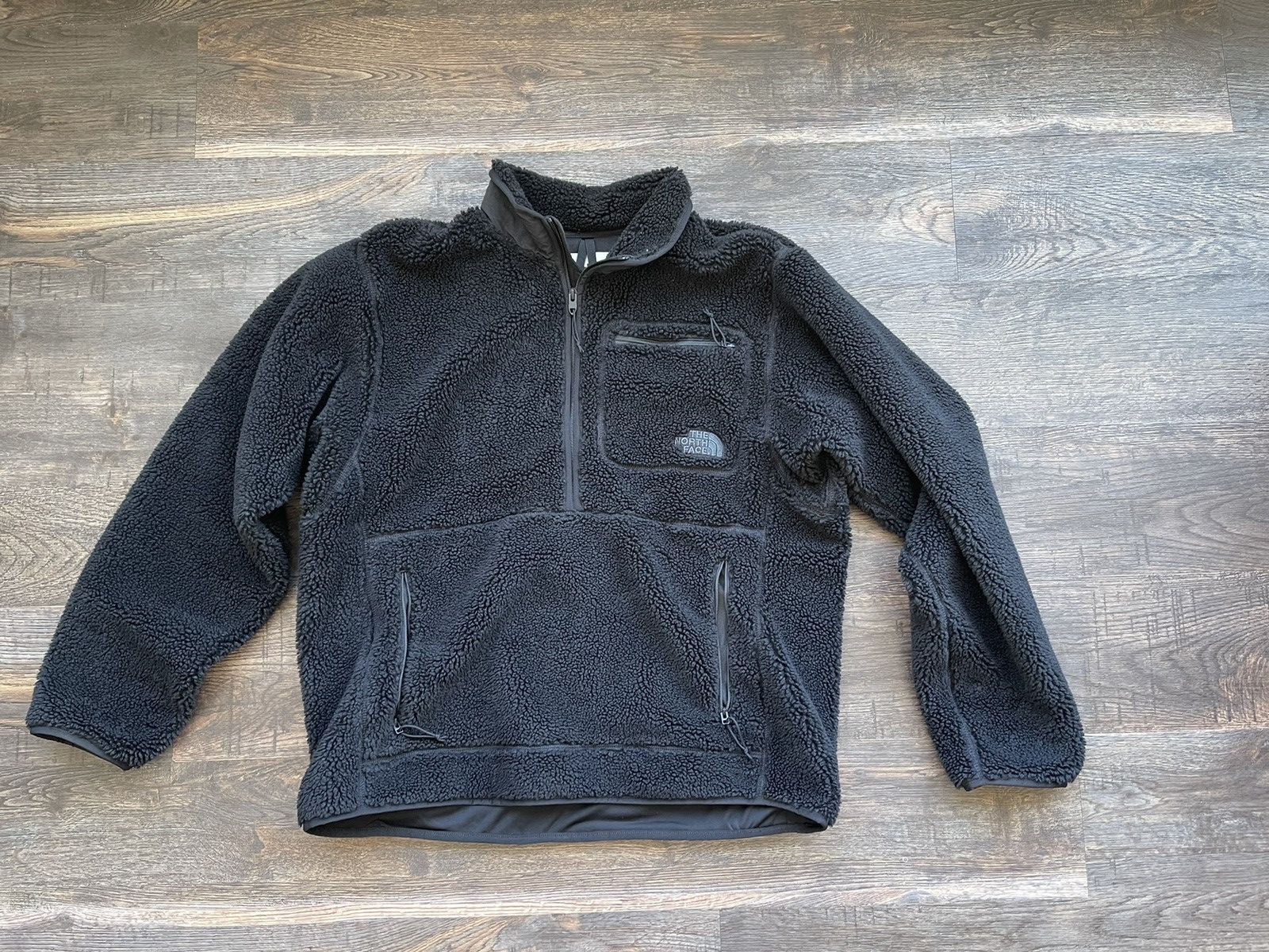 image of The North Face Fleece Extreme Pile Pullover - L in Black, Men's (Size Large)