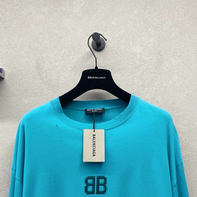 Balenciaga Balenciaga Teal Mosaic Distressed Short Sleeve Size US S / EU 44-46 / 1 - 4 Thumbnail