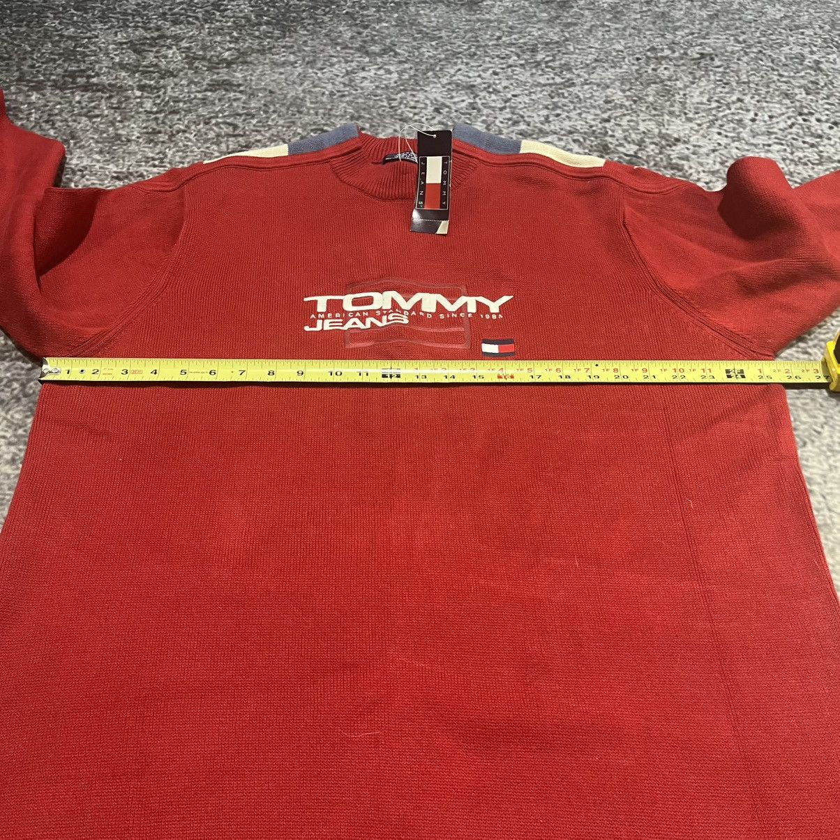 Tommy Hilfiger Vintage Tommy Hilfiger Jeans Embroidered Logo 2000s Sweater Size US XXL / EU 58 / 5 - 9 Thumbnail