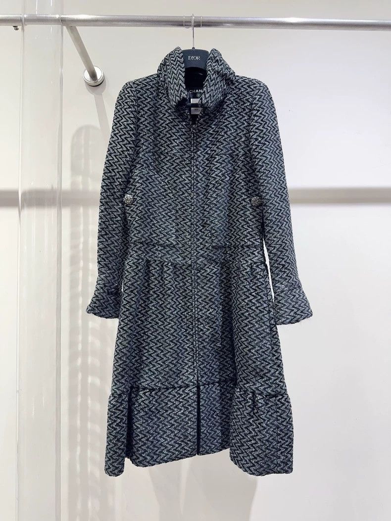 Chanel Chanel Long coat 2503-Nextarrow Size XS / US 0-2 / IT 36-38 - 1 Thumbnail