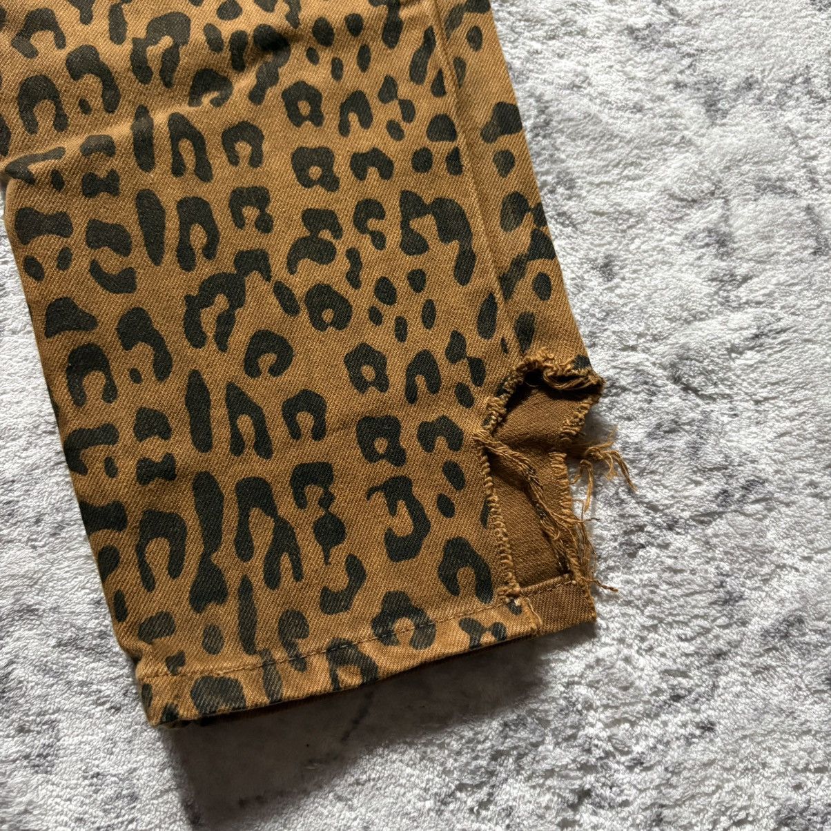 Saint Laurent Paris Saint Laurent Paris 2018 D19 Cheetah Print Jeans | Size 29 Size US 29 - 2 Thumbnail