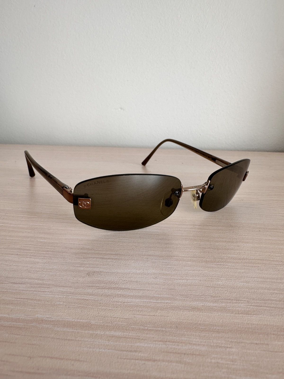 Chanel Chanel 4067 Rimless Sunglasses (Vintage Y2K / Archive) Size ONE SIZE - 1 Thumbnail