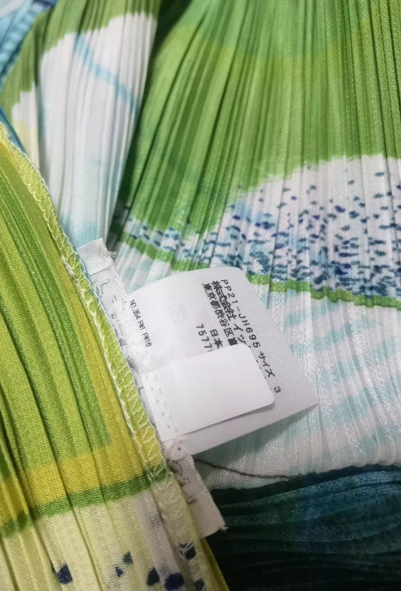 Pleats Please Issey Miyake Issey Miyake size:3 Green Windmill pleated dress Size S / US 4 / IT 40 - 3 Thumbnail
