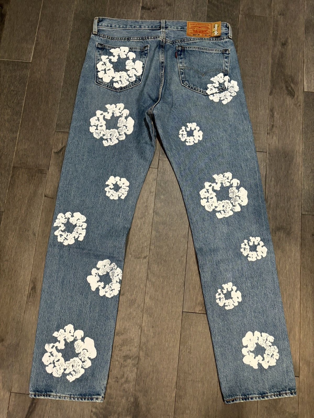 DENIM TEARS Denim Tears Jwans Light Wash Blue 34 Size US 34 / EU 50 - 2 Thumbnail