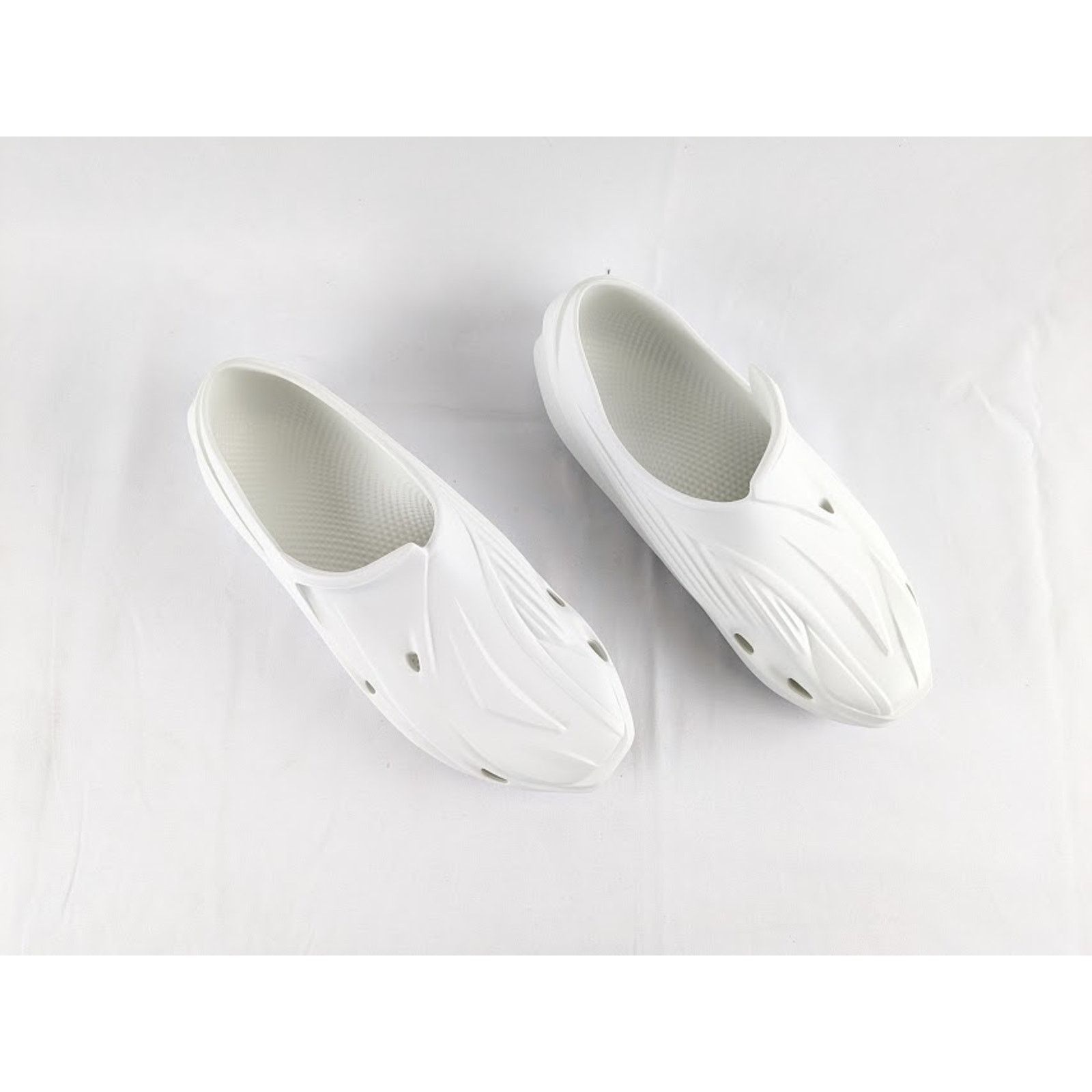 o1rshd1 Mono Slip on in White main image 6