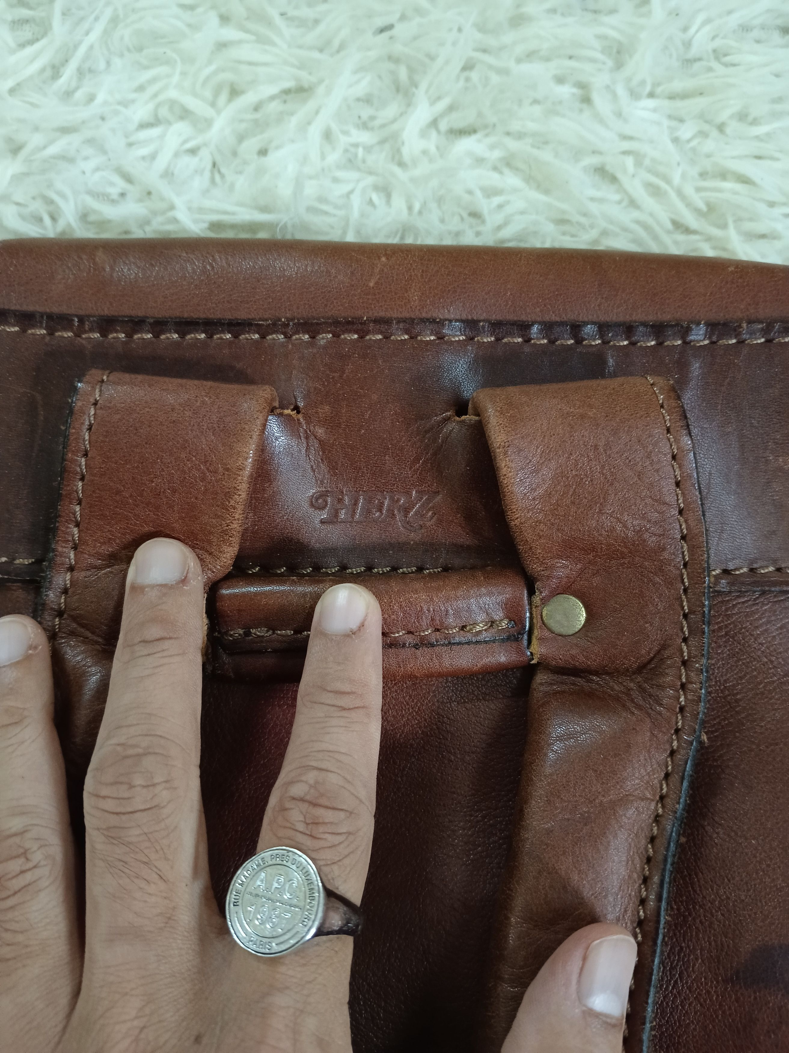 Leather HERZ PATINS LEATHER R-135 Star Backpack" dalam tajuk. Size ONE SIZE - 11 Thumbnail